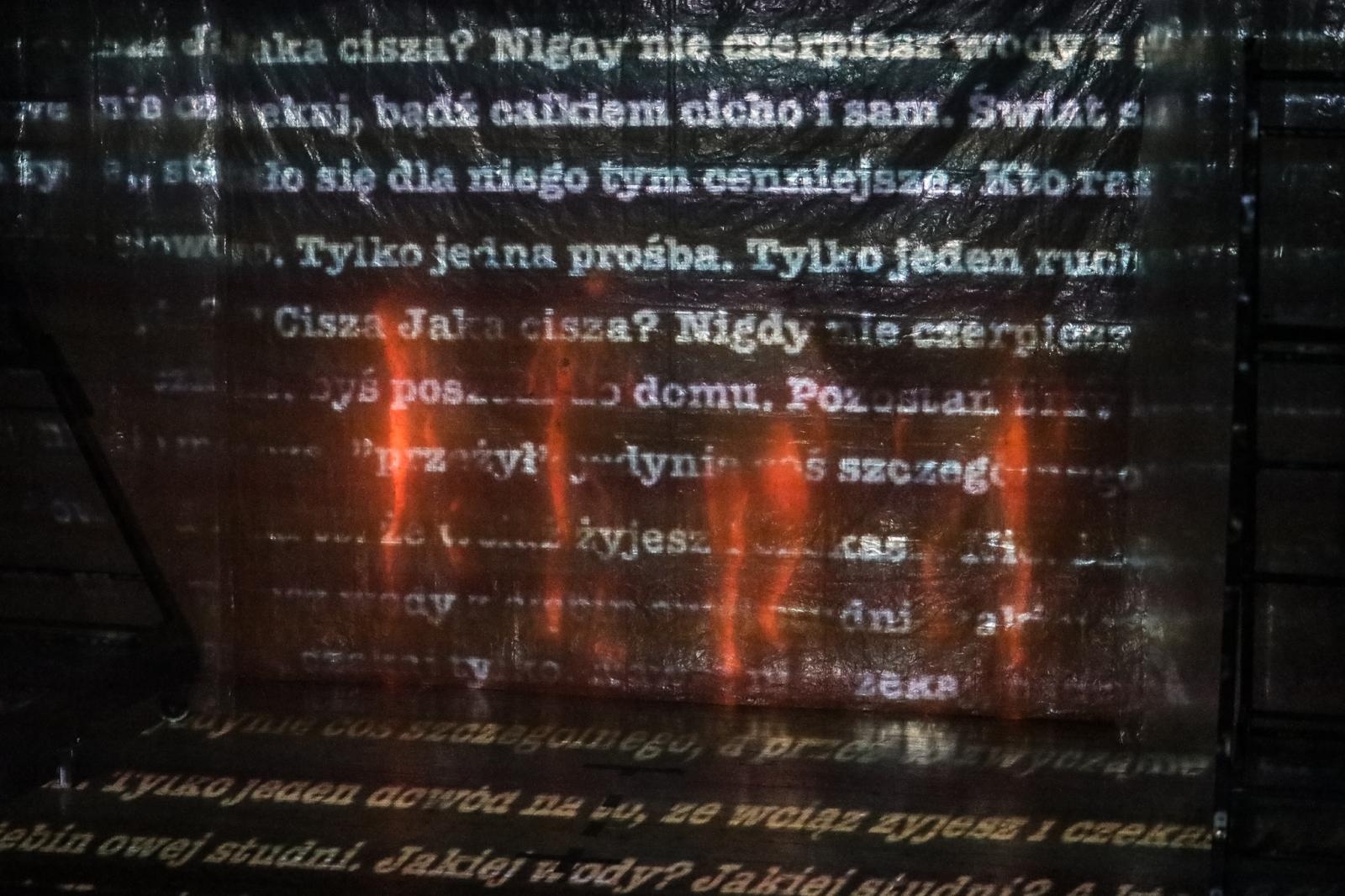 Zdjęcie w galerii na portalu naszraciborz.pl: Tekst urywa się... Niecodzienny teatralny poniedziałek w RCK wiadomości z regionu