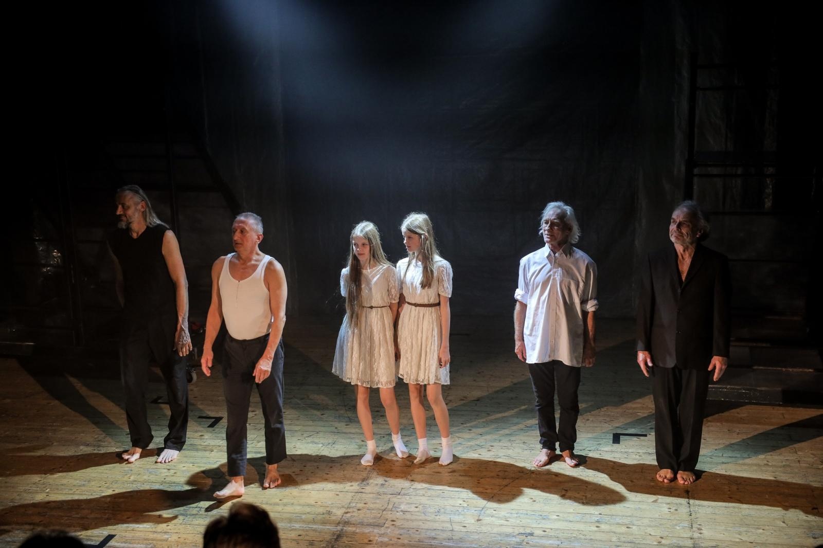 Zdjęcie w galerii na portalu naszraciborz.pl: Tekst urywa się... Niecodzienny teatralny poniedziałek w RCK wiadomości z regionu