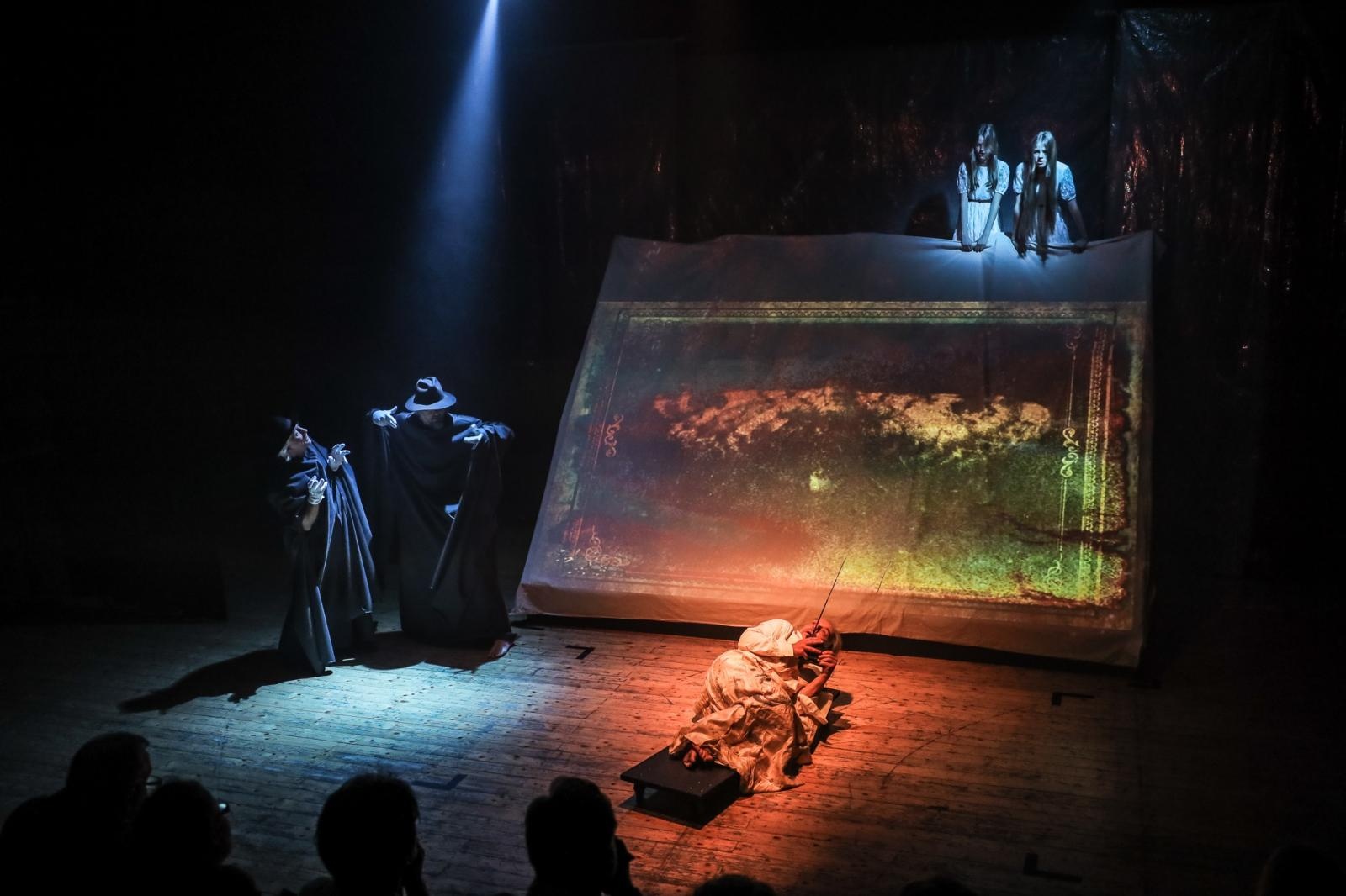 Zdjęcie w galerii na portalu naszraciborz.pl: Tekst urywa się... Niecodzienny teatralny poniedziałek w RCK wiadomości z regionu