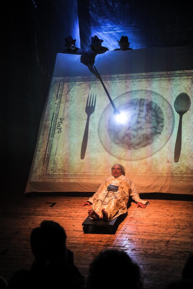 Zdjęcie w galerii na portalu naszraciborz.pl: Tekst urywa się... Niecodzienny teatralny poniedziałek w RCK wiadomości z regionu