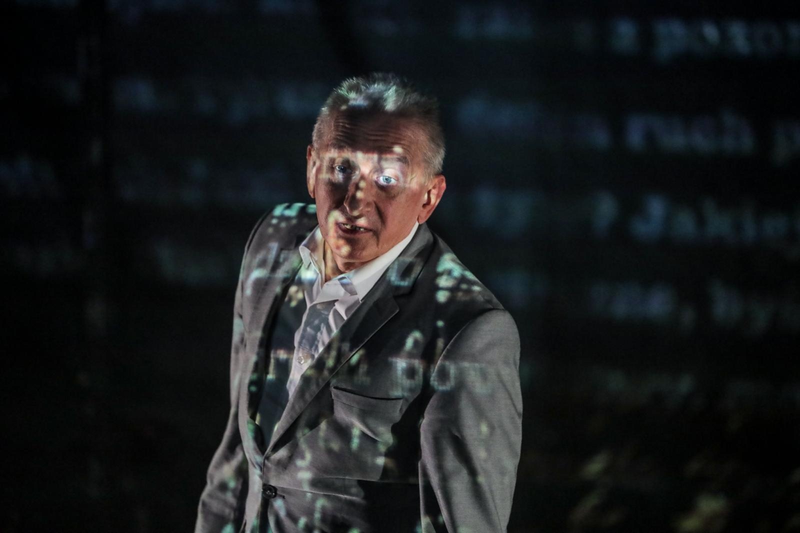 Zdjęcie w galerii na portalu naszraciborz.pl: Tekst urywa się... Niecodzienny teatralny poniedziałek w RCK wiadomości z regionu