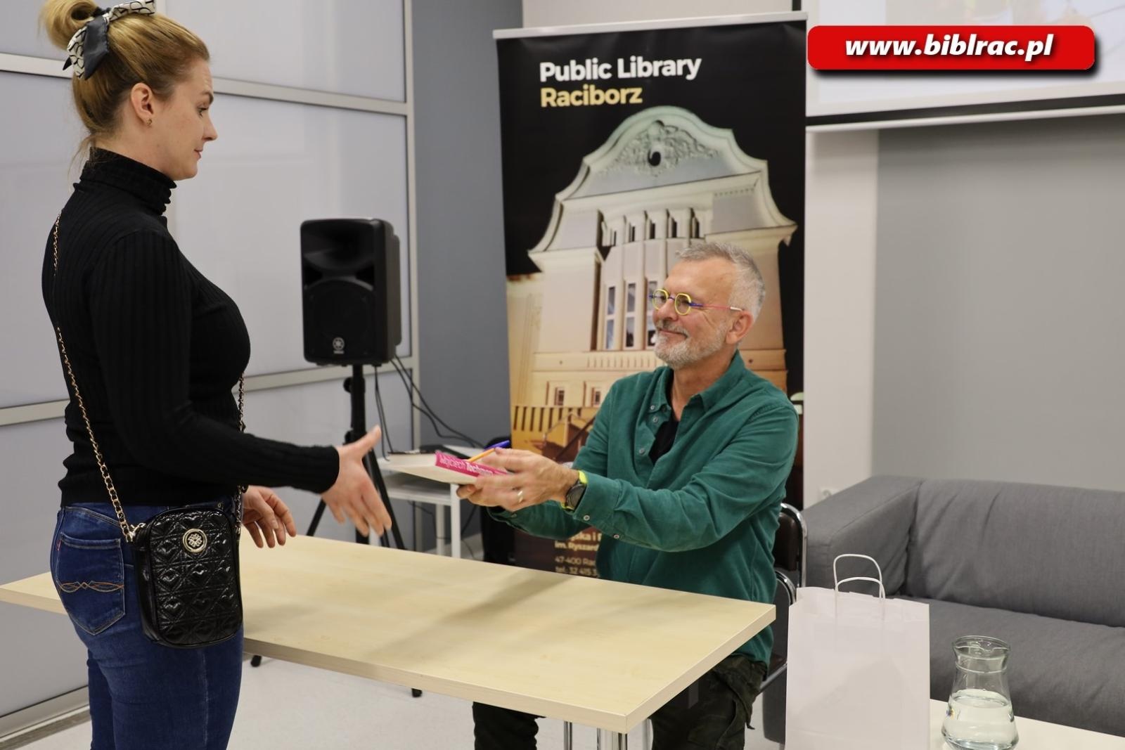 Zdjęcie w galerii na portalu naszraciborz.pl: Historia na śmierć i życie Wojciecha Tochmana w raciborskiej bibliotece wiadomości z regionu