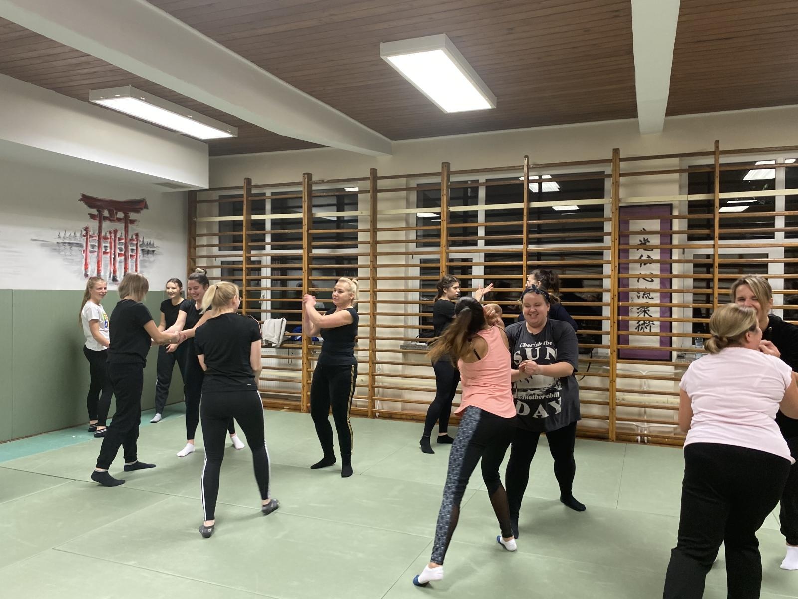 Zdjęcie w galerii na portalu naszraciborz.pl: Ruszył kurs samoobrony dla pań wiadomości z regionu