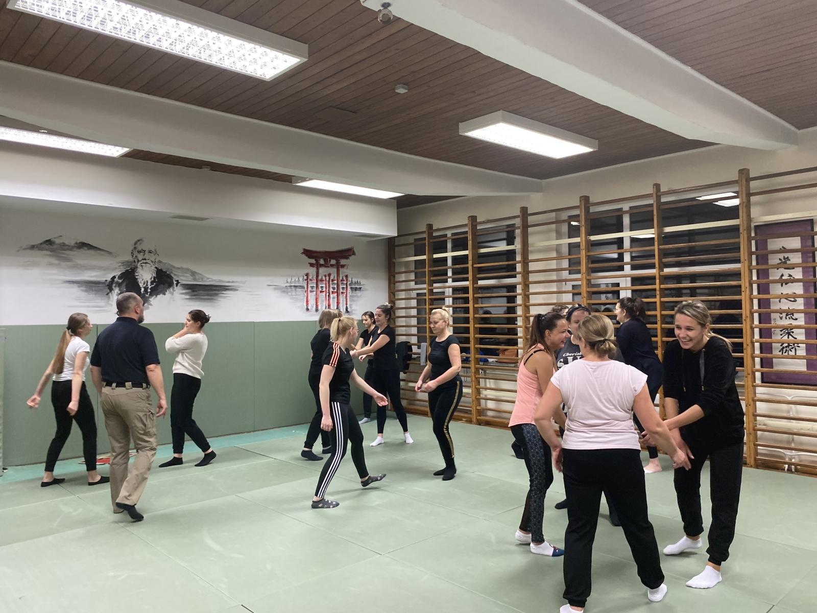 Zdjęcie w galerii na portalu naszraciborz.pl: Ruszył kurs samoobrony dla pań wiadomości z regionu