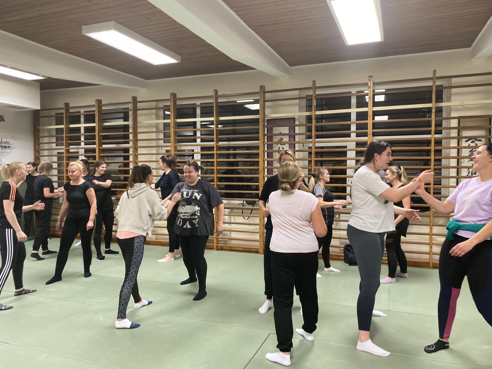 Zdjęcie w galerii na portalu naszraciborz.pl: Ruszył kurs samoobrony dla pań wiadomości z regionu