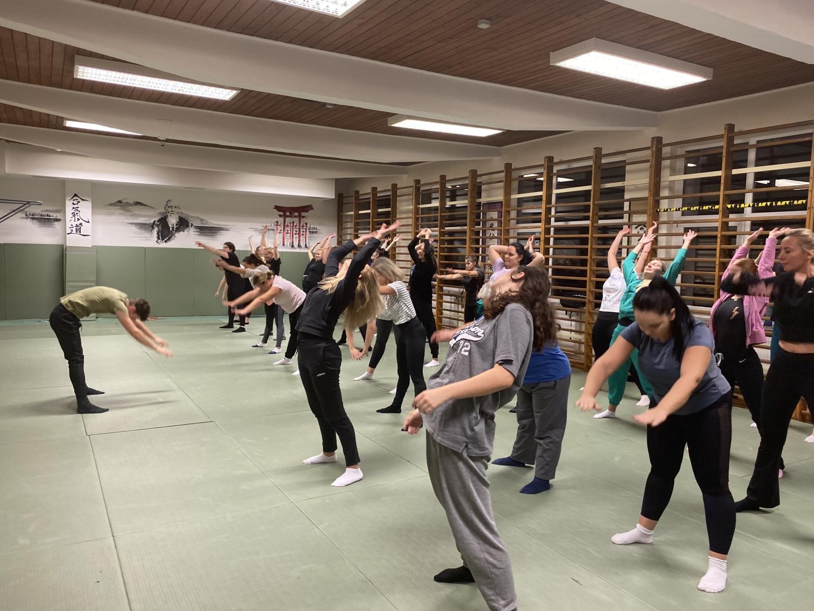 Zdjęcie w galerii na portalu naszraciborz.pl: Ruszył kurs samoobrony dla pań wiadomości z regionu