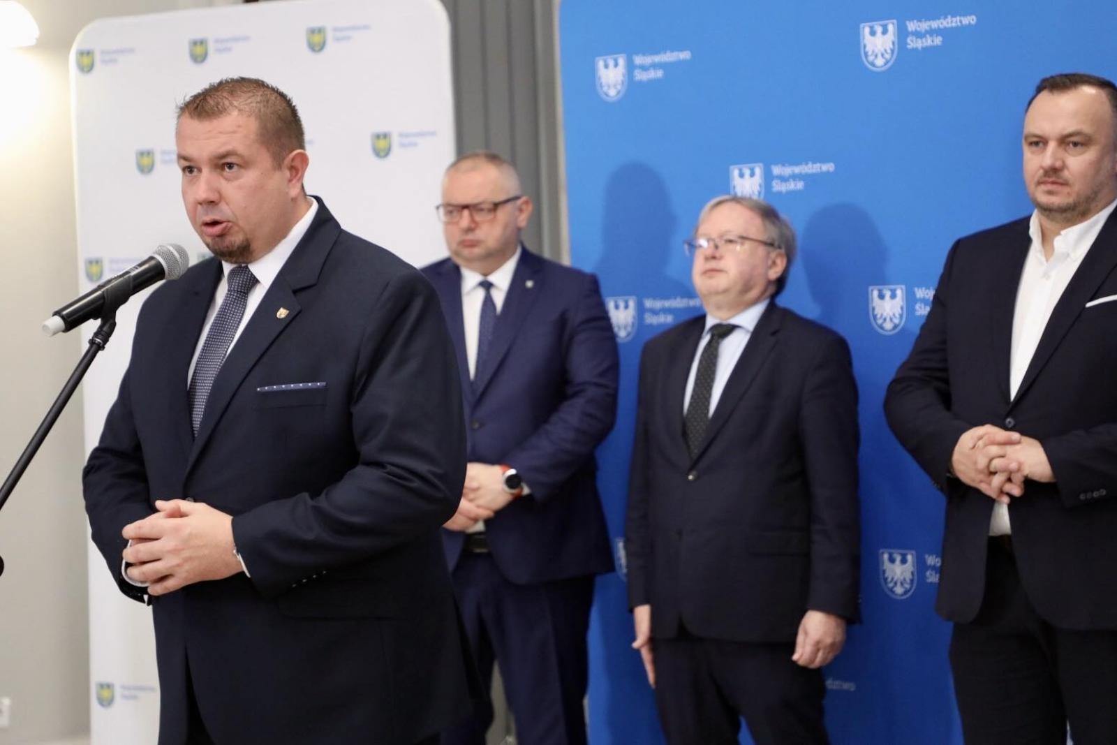 Zdjęcie w galerii na portalu naszraciborz.pl: Podpisano umowę na północno-zachodnią obwodnicę Raciborza wiadomości z regionu