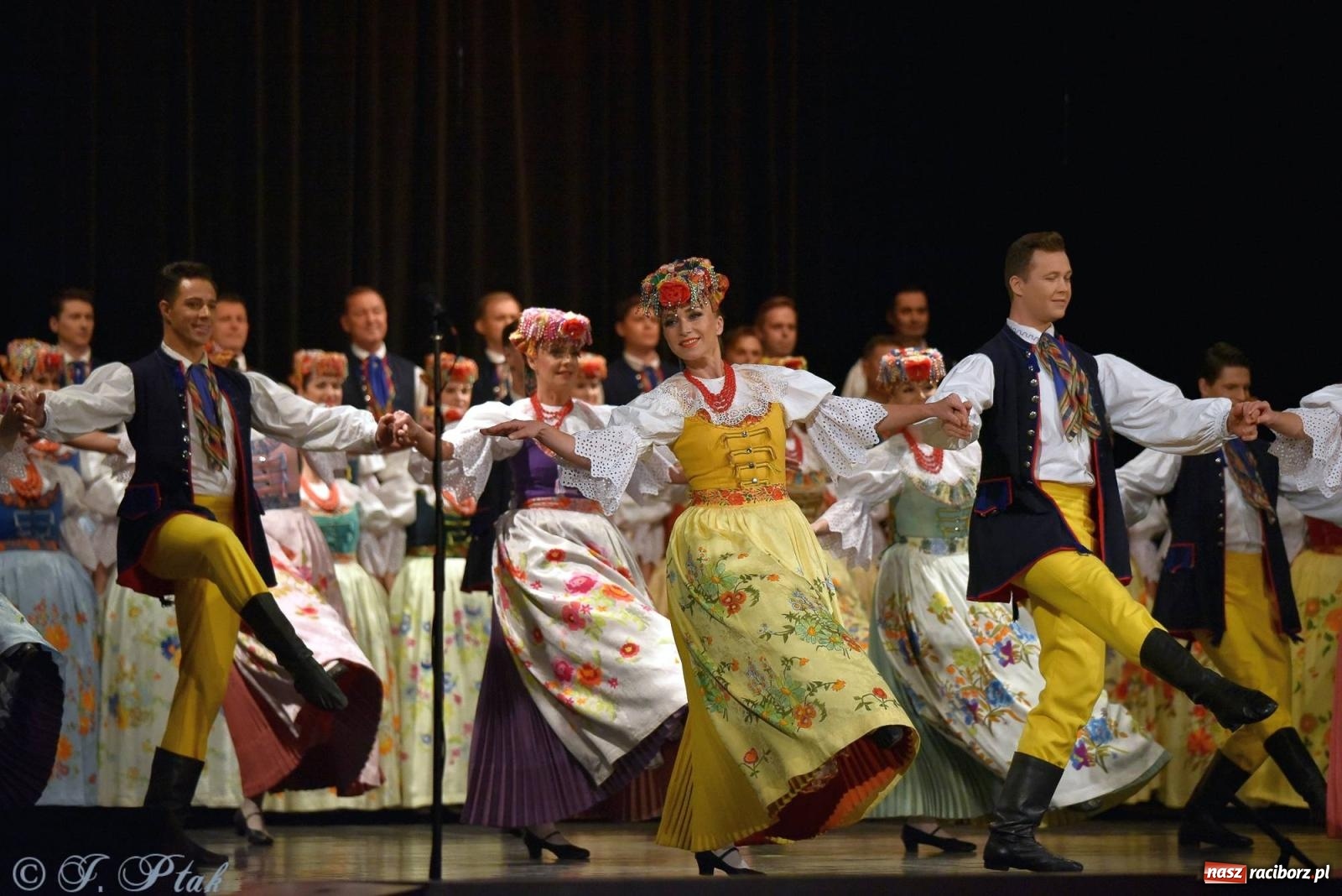 Zdjęcie w galerii na portalu naszraciborz.pl: Siedem dekad ze Śląskiem. Koncert w Raciborzu [FOTO i WIDEO] wiadomości z regionu