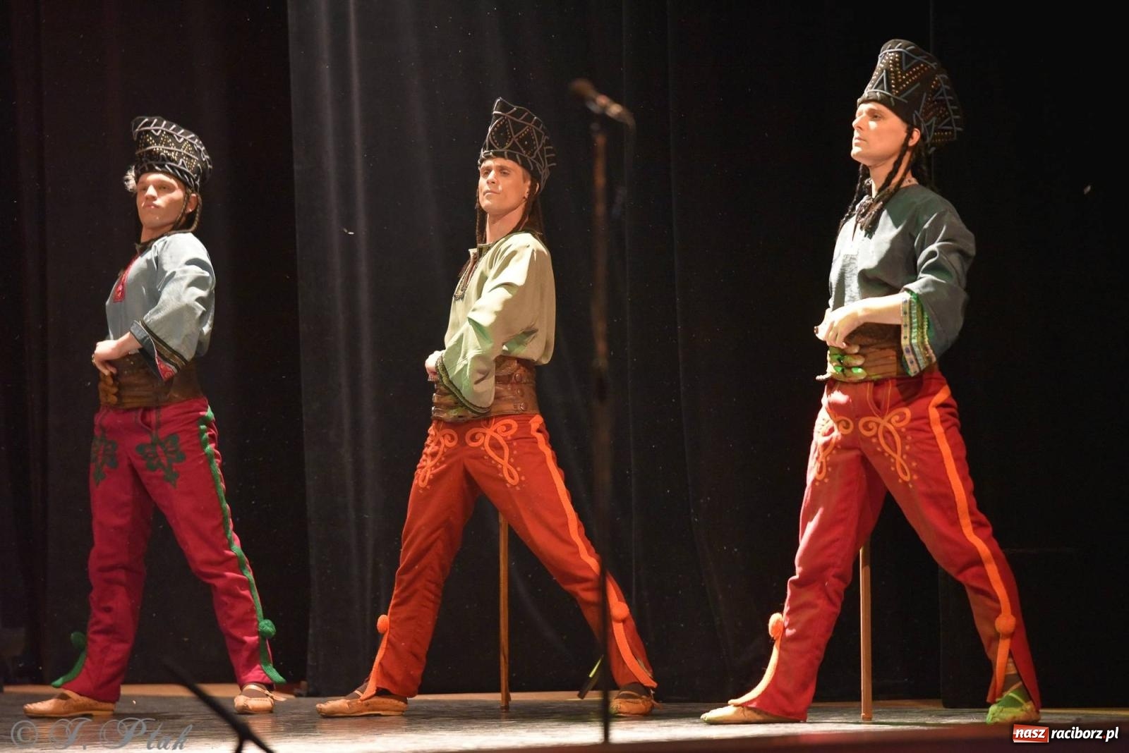 Zdjęcie w galerii na portalu naszraciborz.pl: Siedem dekad ze Śląskiem. Koncert w Raciborzu [FOTO i WIDEO] wiadomości z regionu