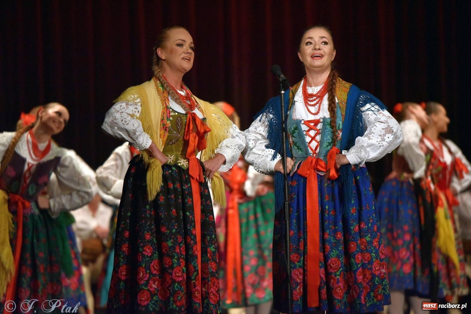 Zdjęcie w galerii na portalu naszraciborz.pl: Siedem dekad ze Śląskiem. Koncert w Raciborzu [FOTO i WIDEO] wiadomości z regionu