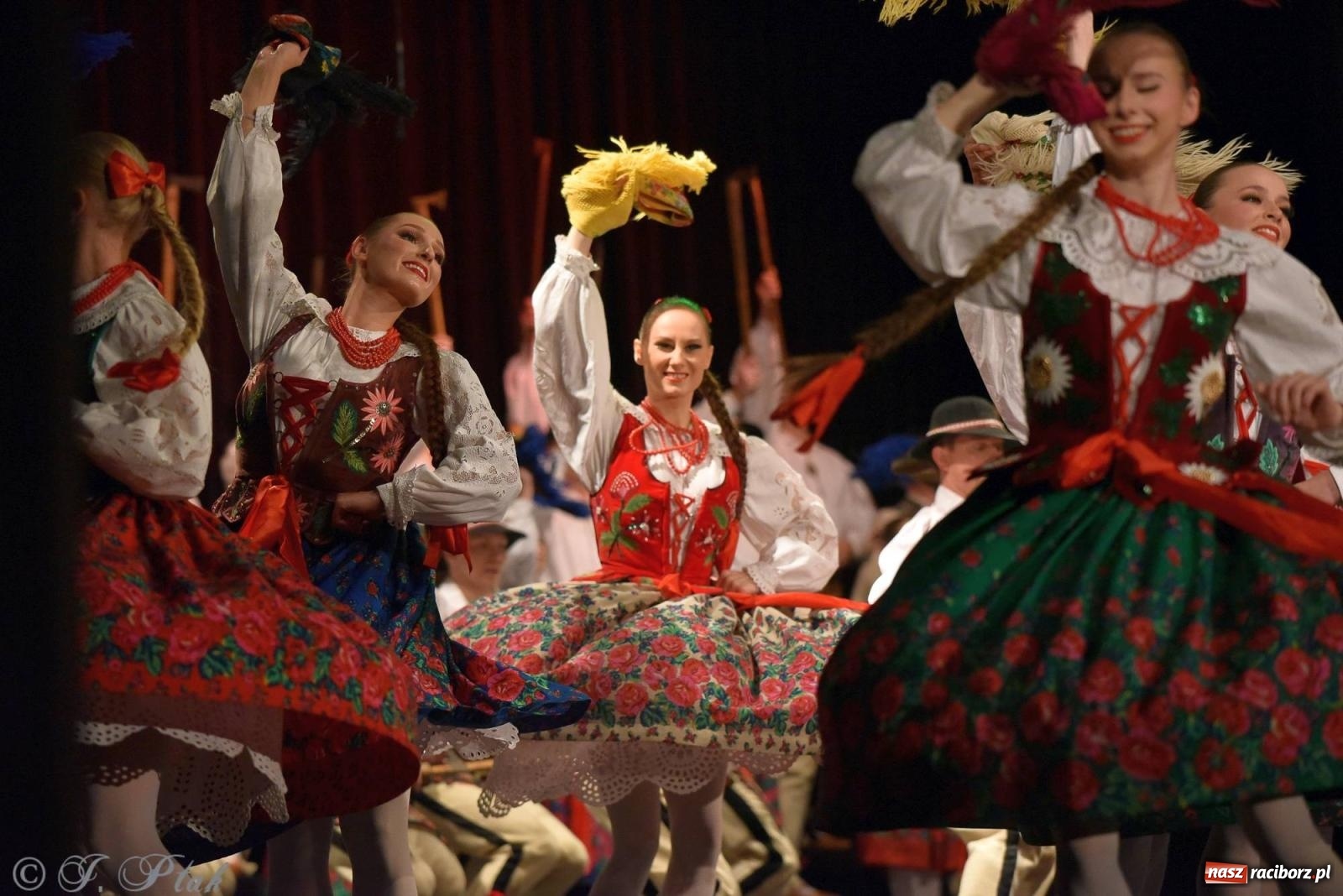 Zdjęcie w galerii na portalu naszraciborz.pl: Siedem dekad ze Śląskiem. Koncert w Raciborzu [FOTO i WIDEO] wiadomości z regionu