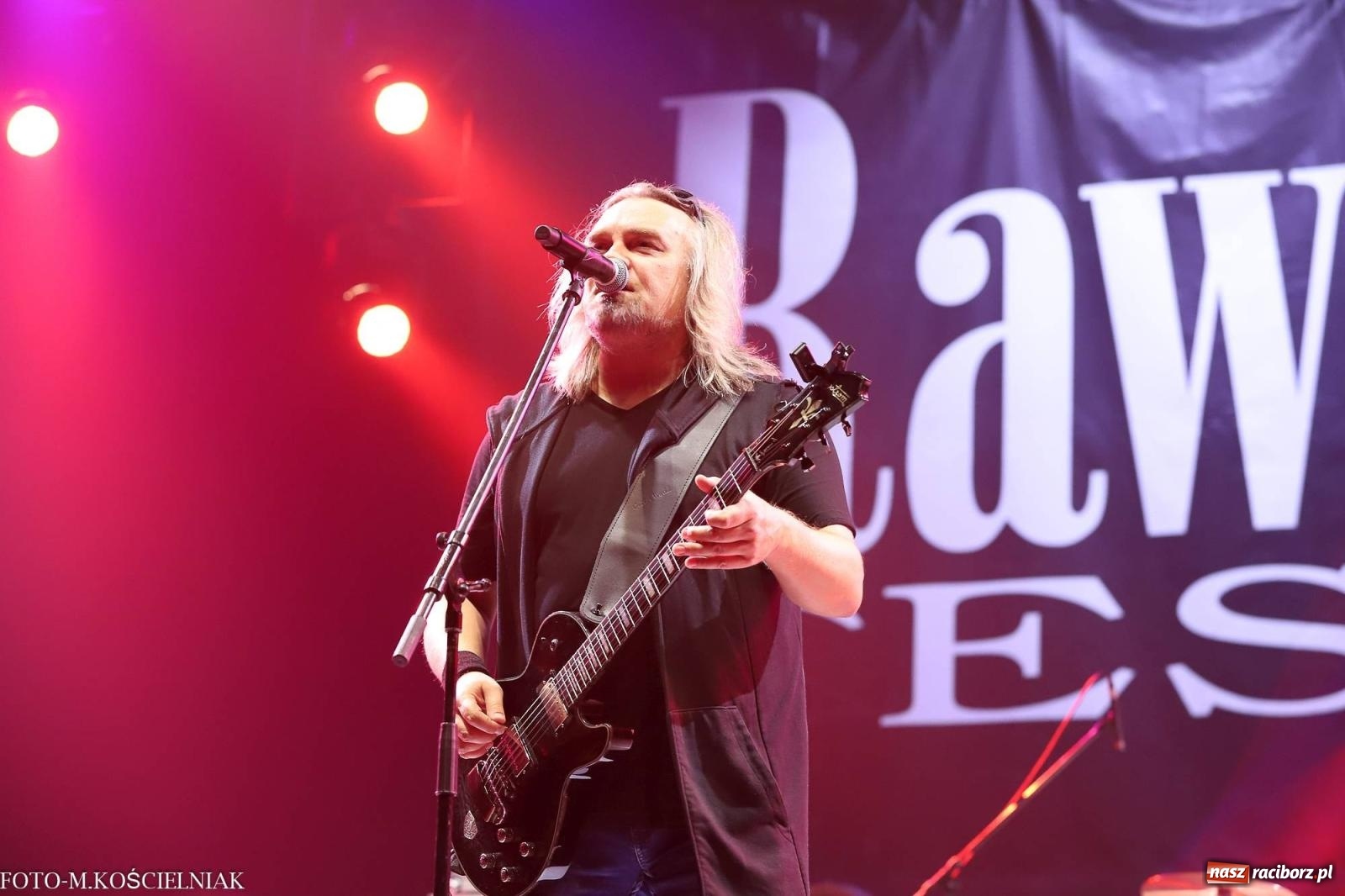 Zdjęcie w galerii na portalu naszraciborz.pl: 41. Festiwal Rawa Blues w katowickim Spodku wiadomości z regionu