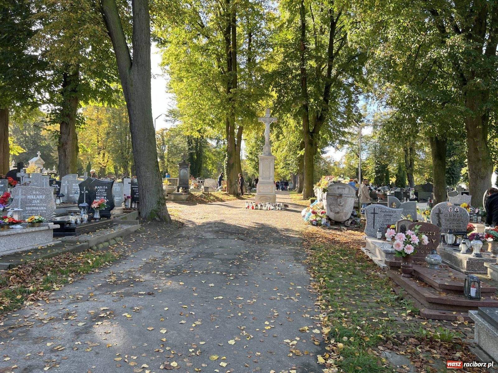 Zdjęcie w galerii na portalu naszraciborz.pl: Jeruzalem przed wspomnieniem Wszystkich Świętych i Zaduszkami wiadomości z regionu