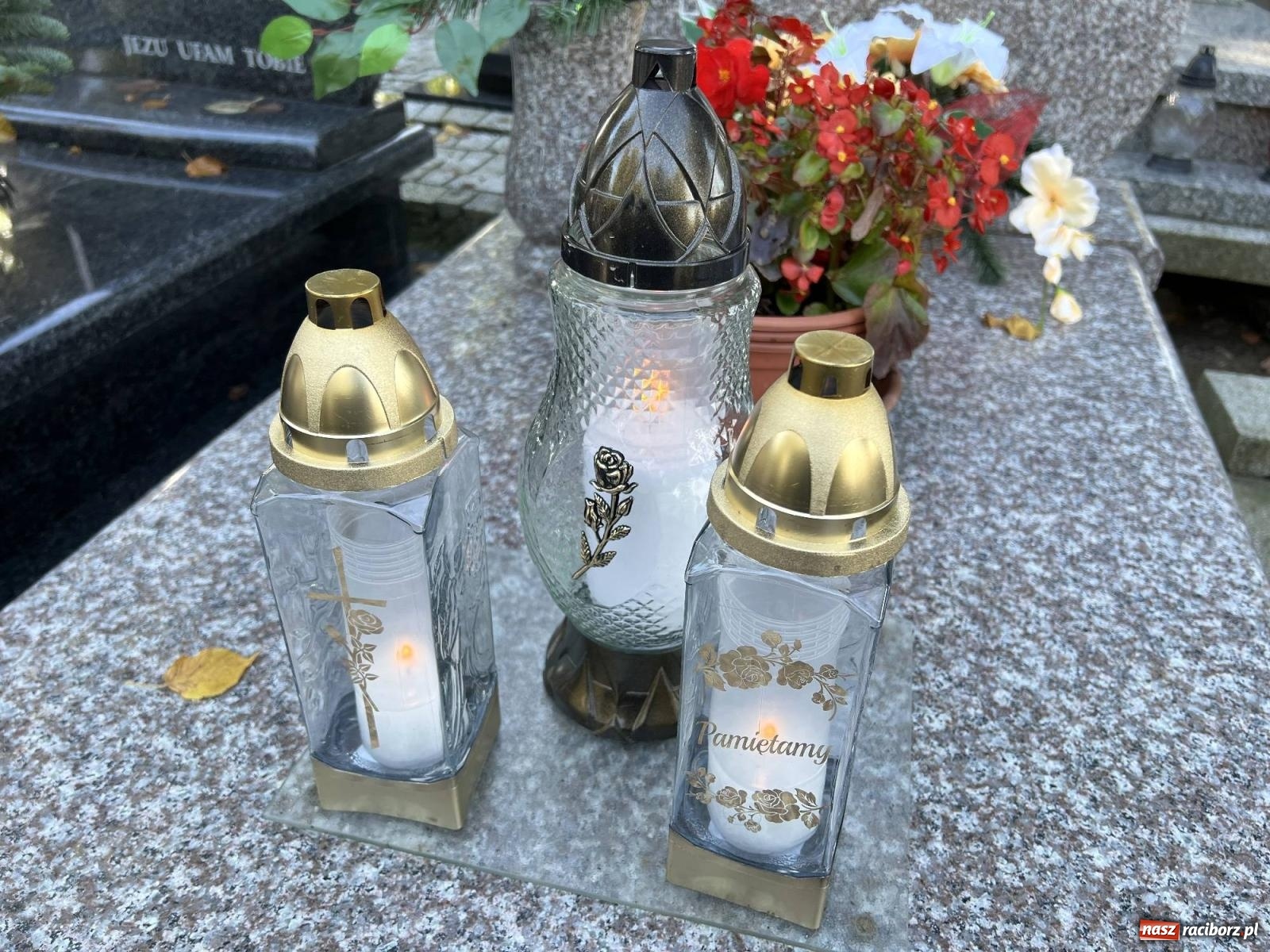 Zdjęcie w galerii na portalu naszraciborz.pl: Jeruzalem przed wspomnieniem Wszystkich Świętych i Zaduszkami wiadomości z regionu