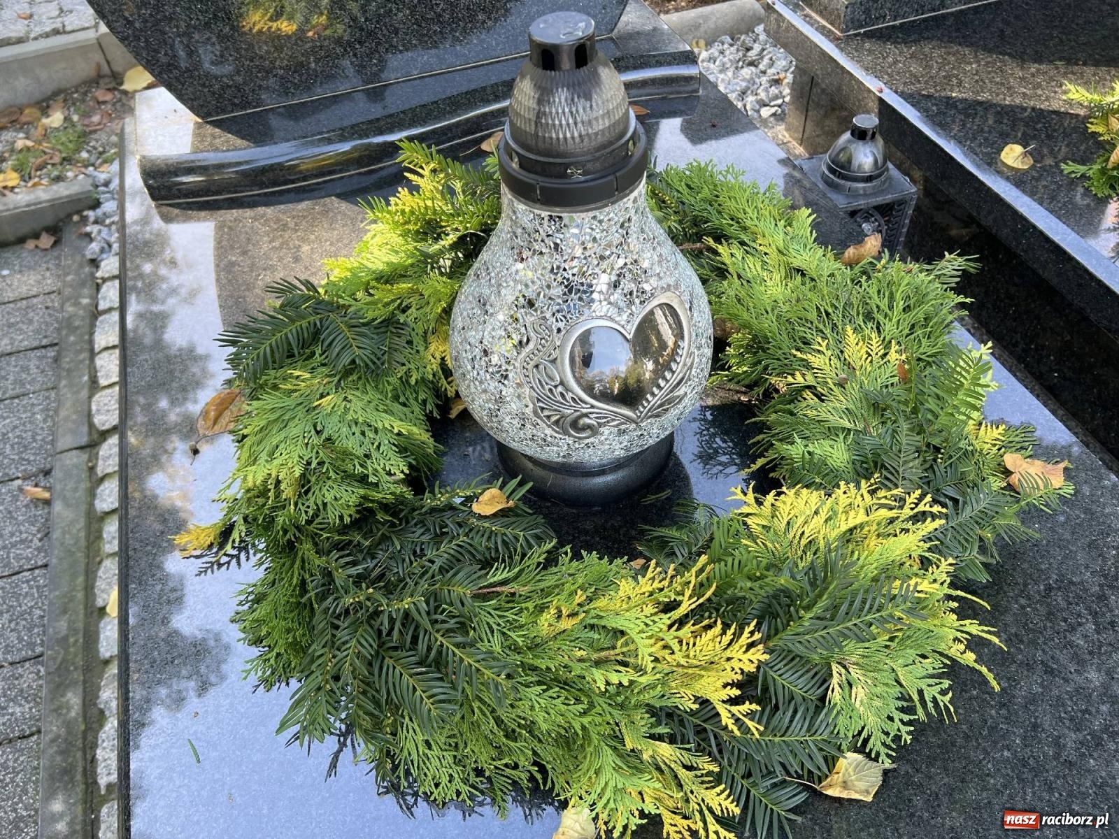 Zdjęcie w galerii na portalu naszraciborz.pl: Jeruzalem przed wspomnieniem Wszystkich Świętych i Zaduszkami wiadomości z regionu