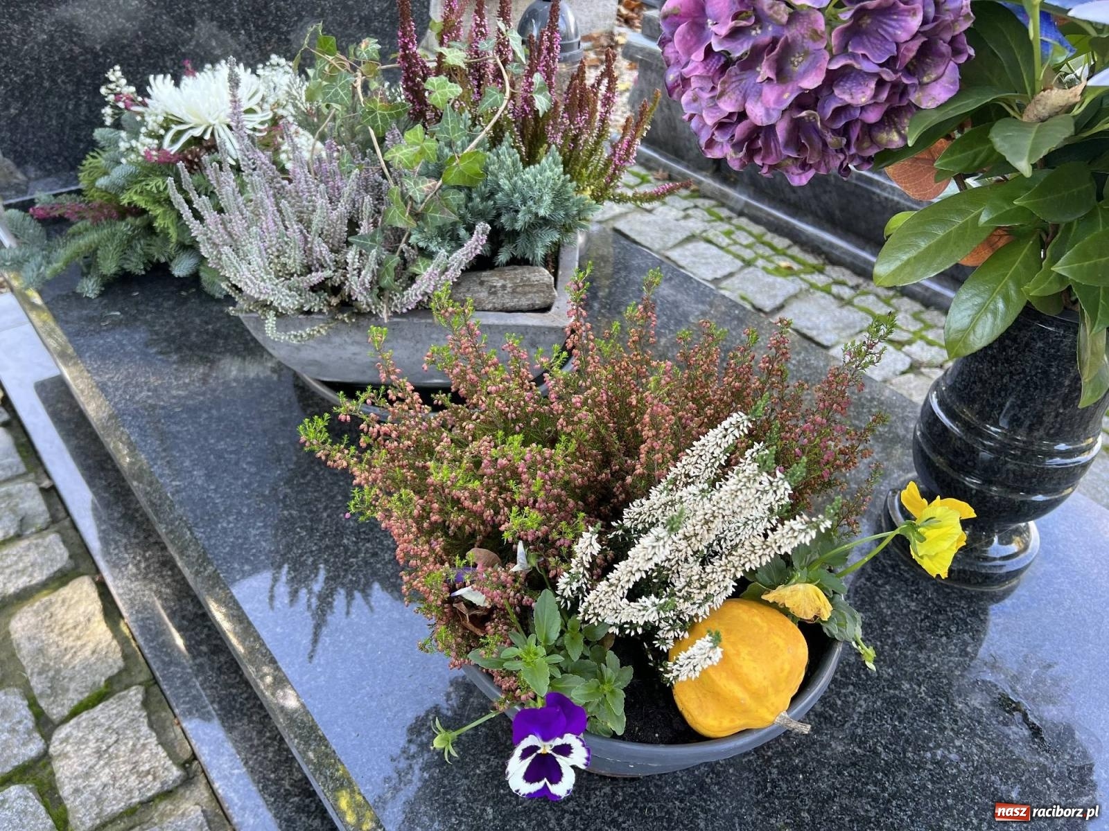 Zdjęcie w galerii na portalu naszraciborz.pl: Jeruzalem przed wspomnieniem Wszystkich Świętych i Zaduszkami wiadomości z regionu