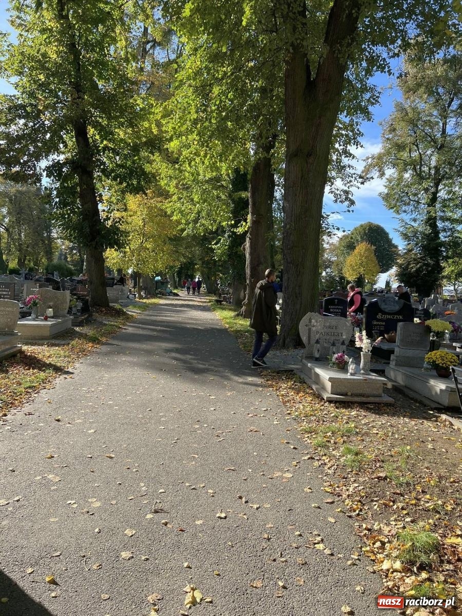 Zdjęcie w galerii na portalu naszraciborz.pl: Jeruzalem przed wspomnieniem Wszystkich Świętych i Zaduszkami wiadomości z regionu