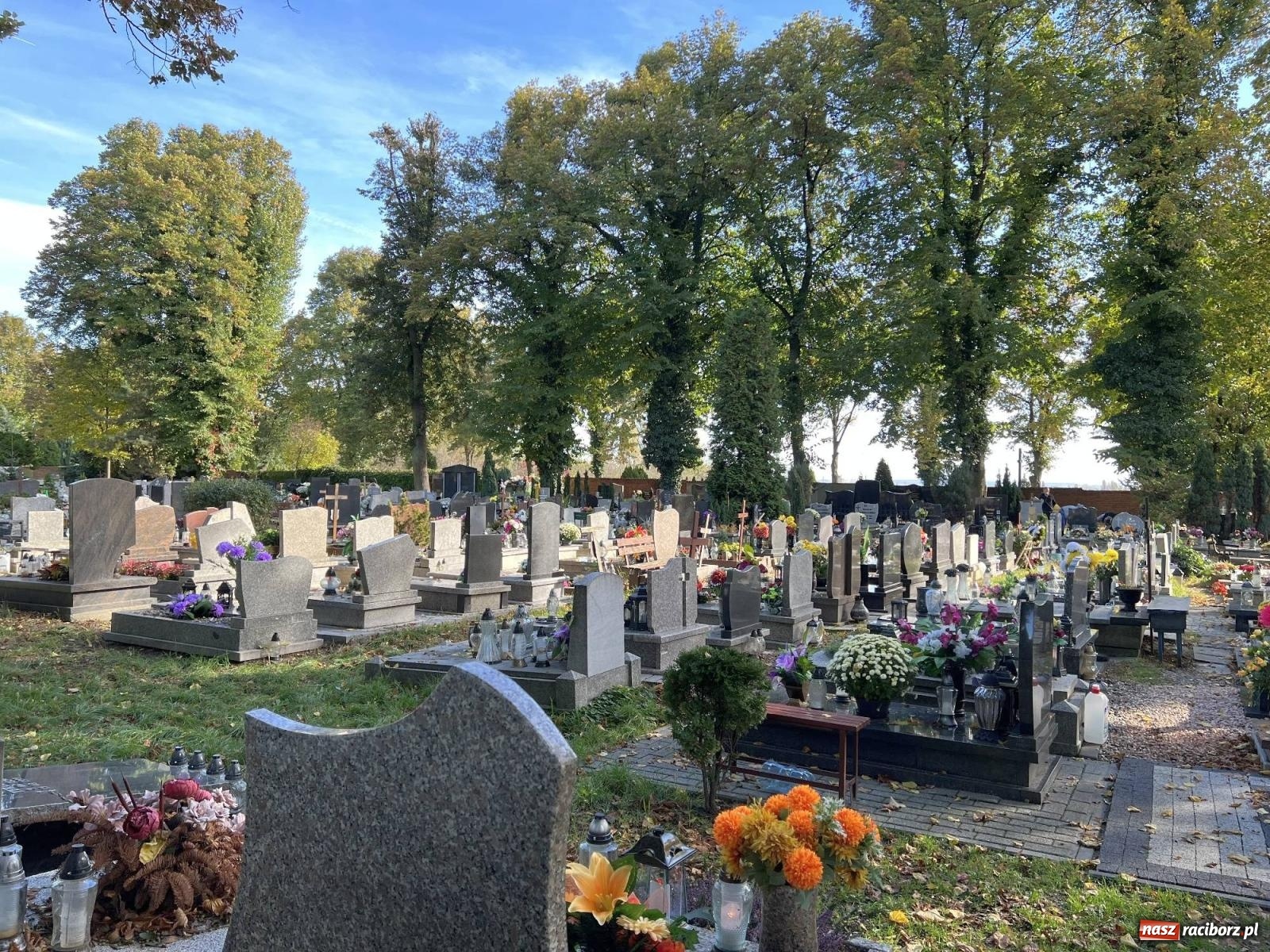 Zdjęcie w galerii na portalu naszraciborz.pl: Jeruzalem przed wspomnieniem Wszystkich Świętych i Zaduszkami wiadomości z regionu