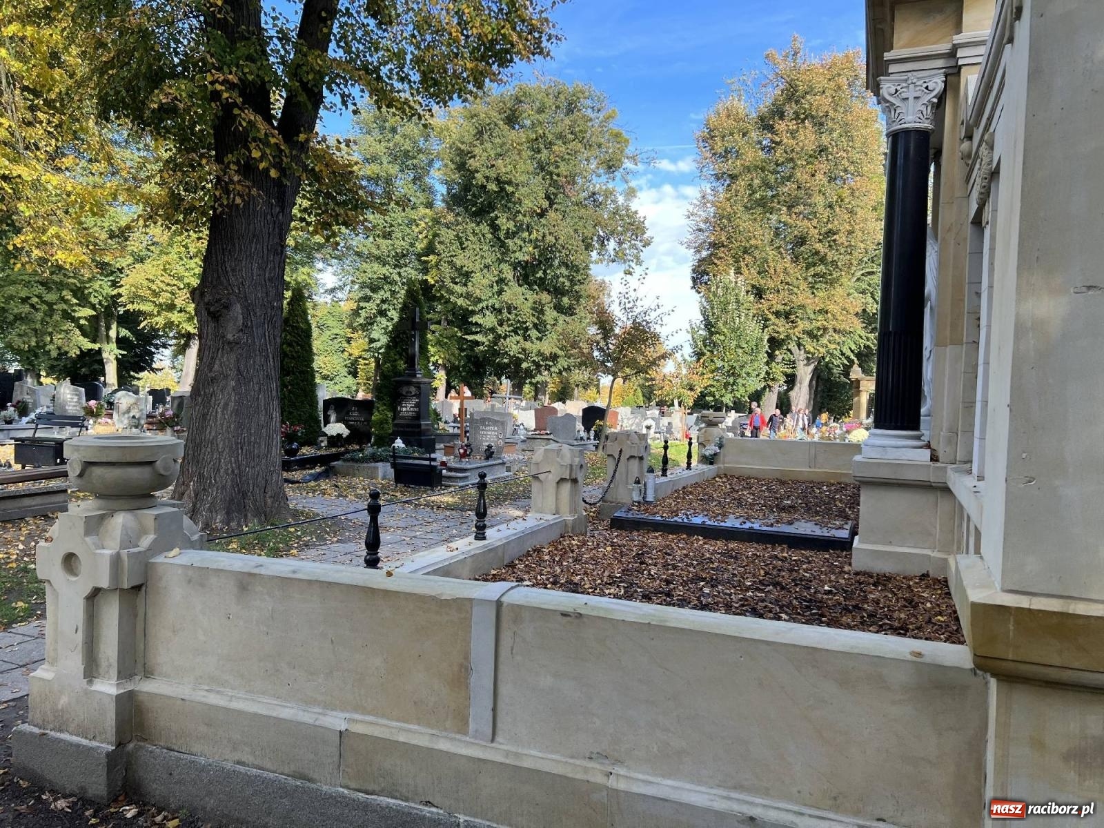 Zdjęcie w galerii na portalu naszraciborz.pl: Jeruzalem przed wspomnieniem Wszystkich Świętych i Zaduszkami wiadomości z regionu