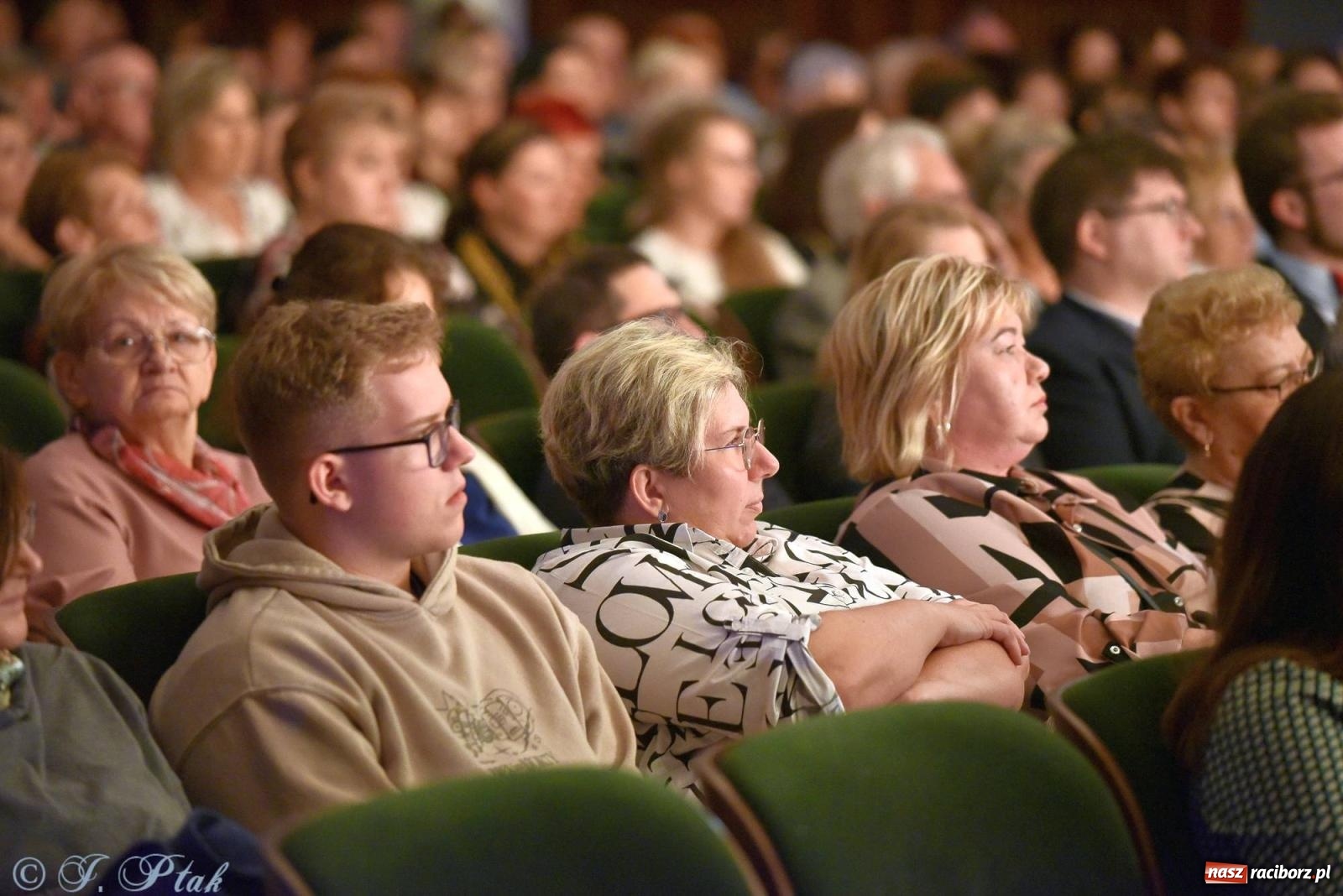 Zdjęcie w galerii na portalu naszraciborz.pl: Wiedeńska krew - operetka na deskach RCK [FOTO i WIDEO] wiadomości z regionu