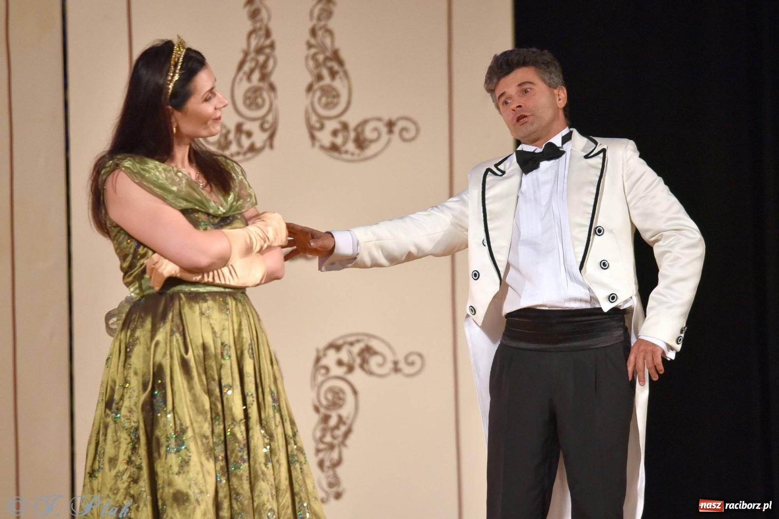 Zdjęcie w galerii na portalu naszraciborz.pl: Wiedeńska krew - operetka na deskach RCK [FOTO i WIDEO] wiadomości z regionu