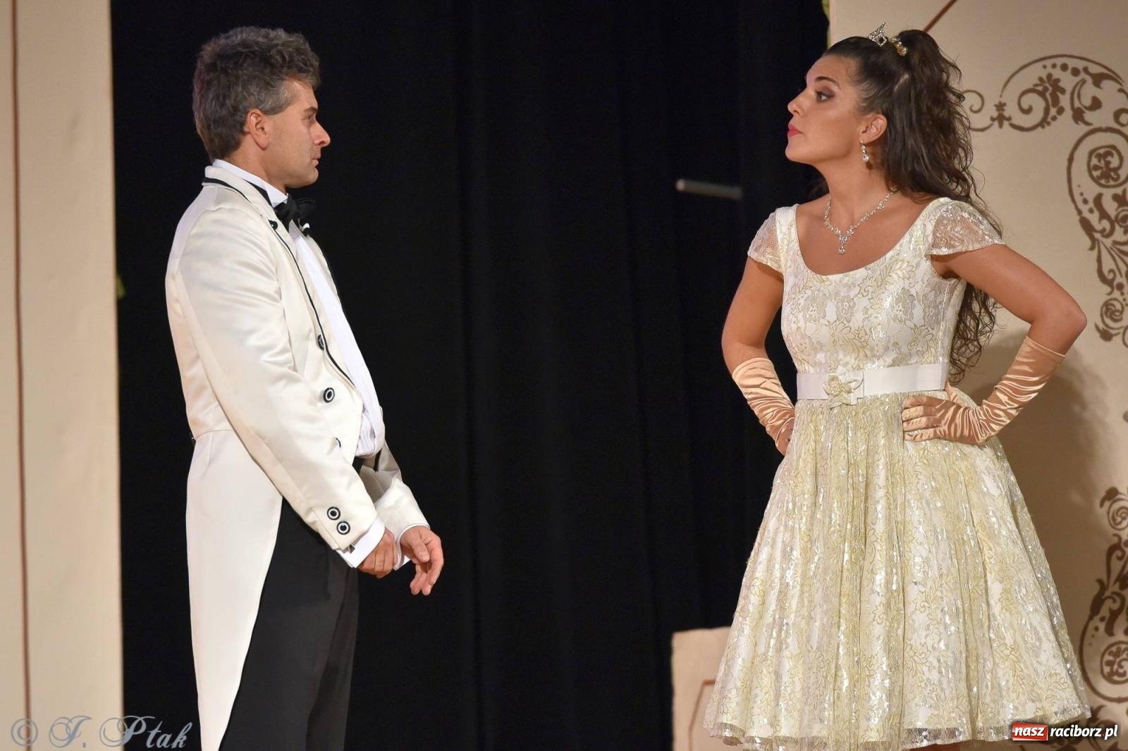 Zdjęcie w galerii na portalu naszraciborz.pl: Wiedeńska krew - operetka na deskach RCK [FOTO i WIDEO] wiadomości z regionu