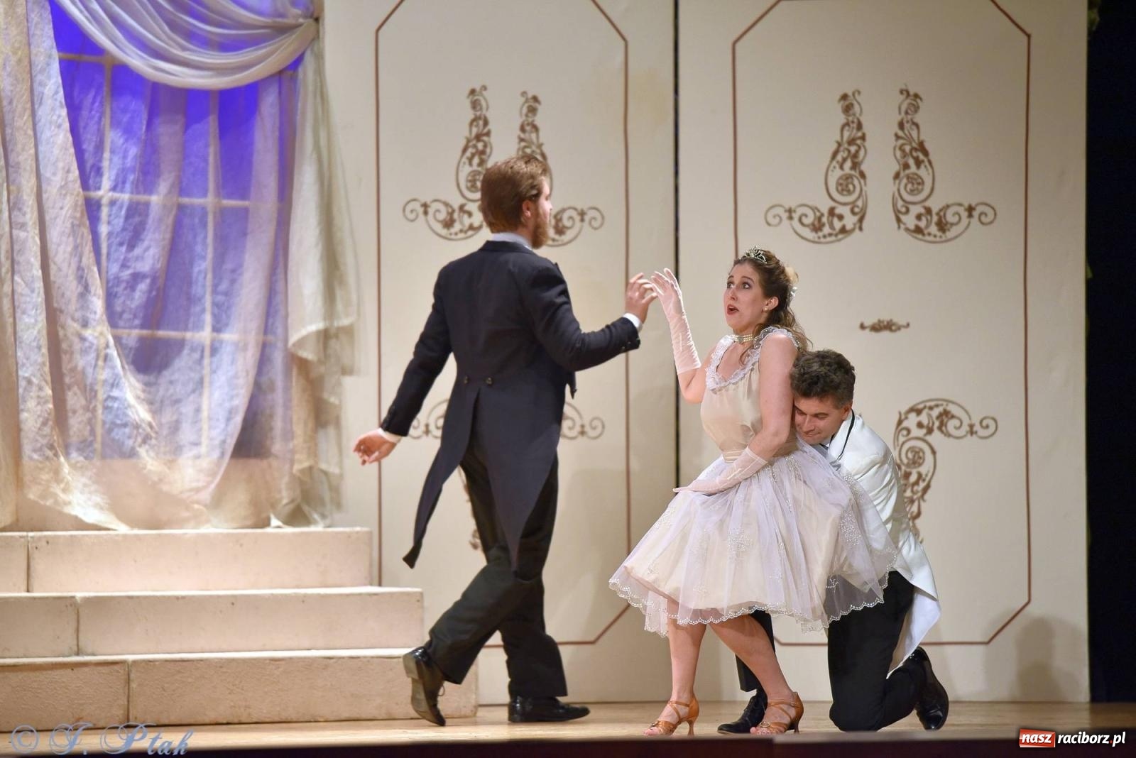 Zdjęcie w galerii na portalu naszraciborz.pl: Wiedeńska krew - operetka na deskach RCK [FOTO i WIDEO] wiadomości z regionu