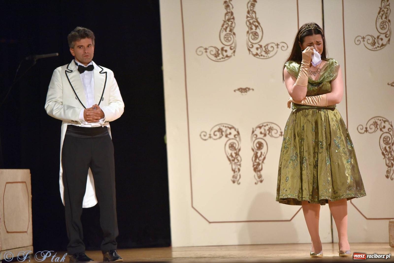 Zdjęcie w galerii na portalu naszraciborz.pl: Wiedeńska krew - operetka na deskach RCK [FOTO i WIDEO] wiadomości z regionu