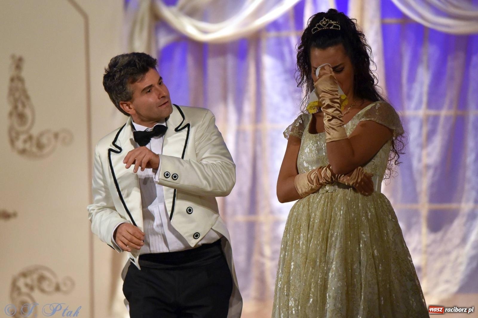 Zdjęcie w galerii na portalu naszraciborz.pl: Wiedeńska krew - operetka na deskach RCK [FOTO i WIDEO] wiadomości z regionu