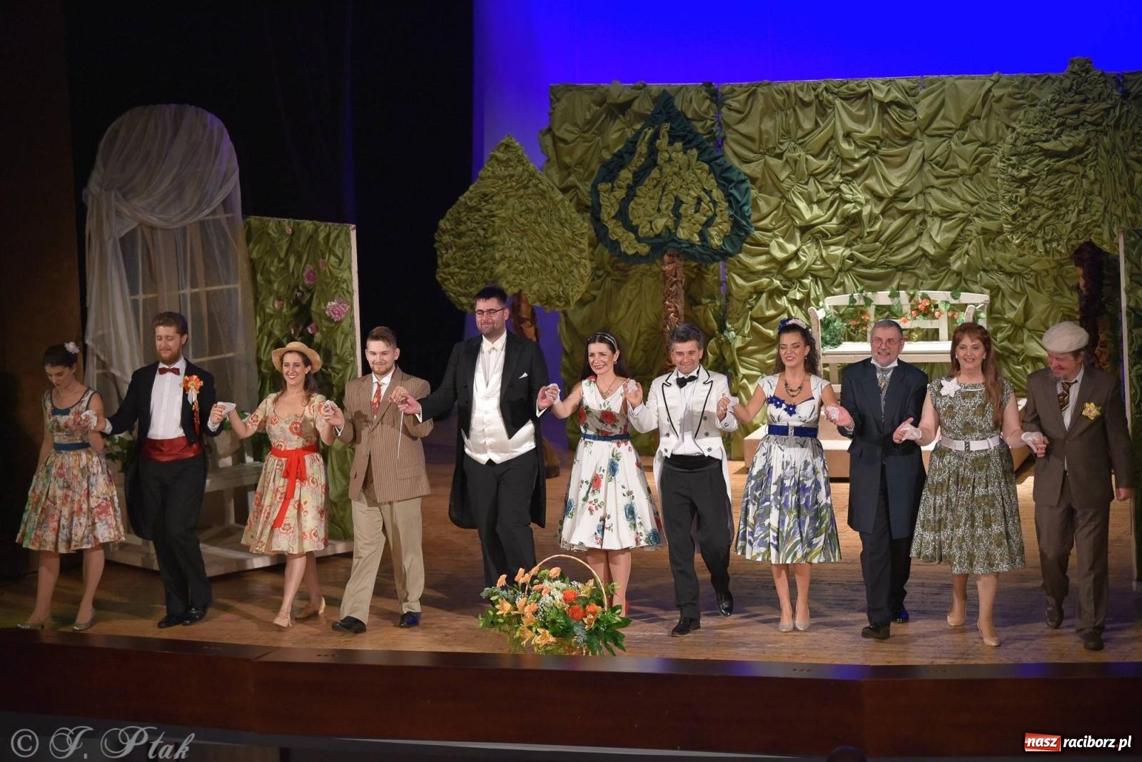 Zdjęcie w galerii na portalu naszraciborz.pl: Wiedeńska krew - operetka na deskach RCK [FOTO i WIDEO] wiadomości z regionu