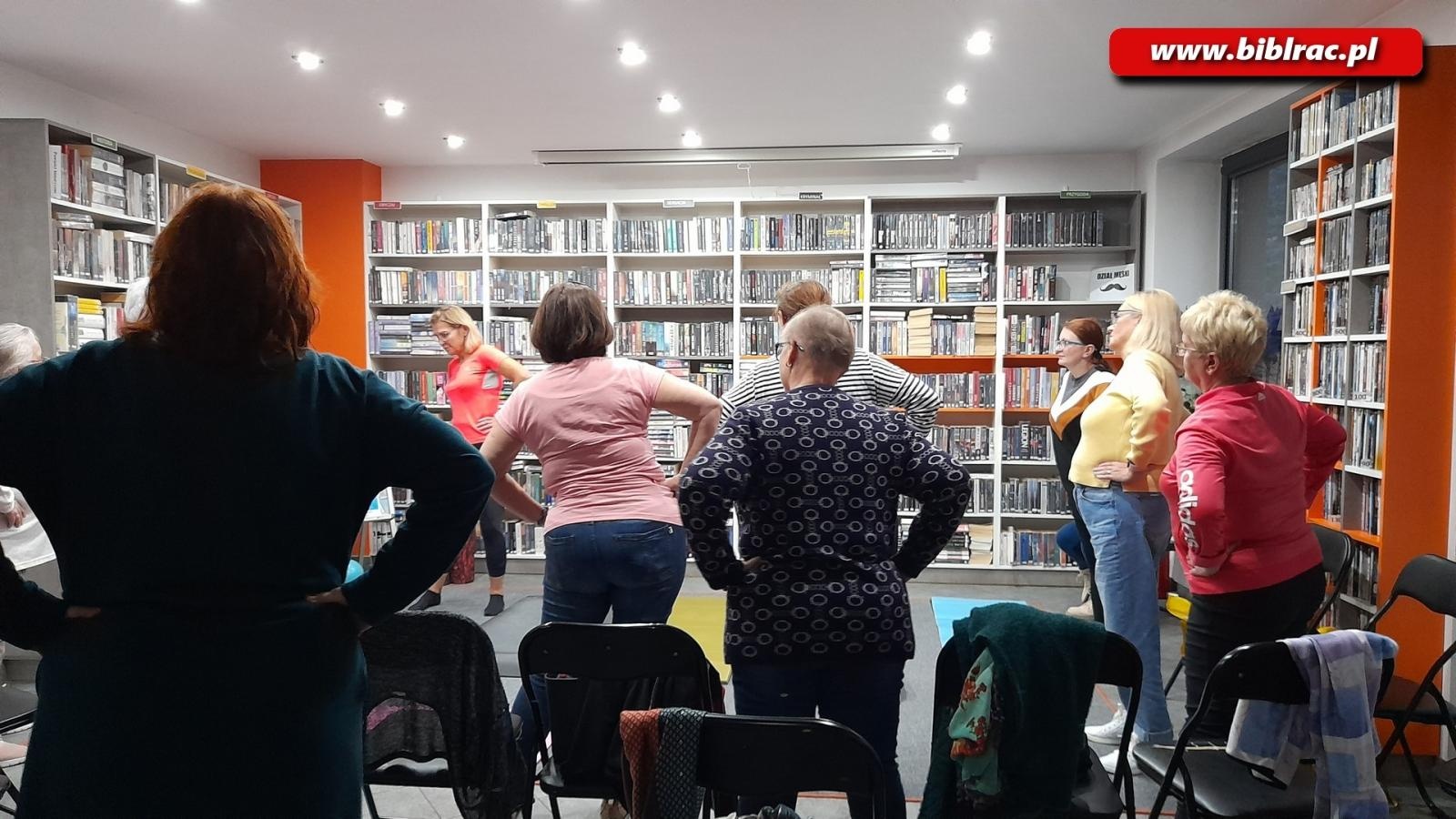 Zdjęcie w galerii na portalu naszraciborz.pl: Zadbaj o kręgosłup! Spotkanie w bibliotece na Ostrogu wiadomości z regionu