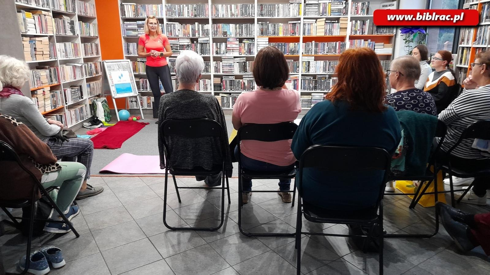 Zdjęcie w galerii na portalu naszraciborz.pl: Zadbaj o kręgosłup! Spotkanie w bibliotece na Ostrogu wiadomości z regionu