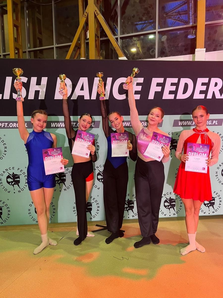 Zdjęcie w galerii na portalu naszraciborz.pl: SKAZ-owiczki idą przez turnieje taneczne jak burza! wiadomości z regionu