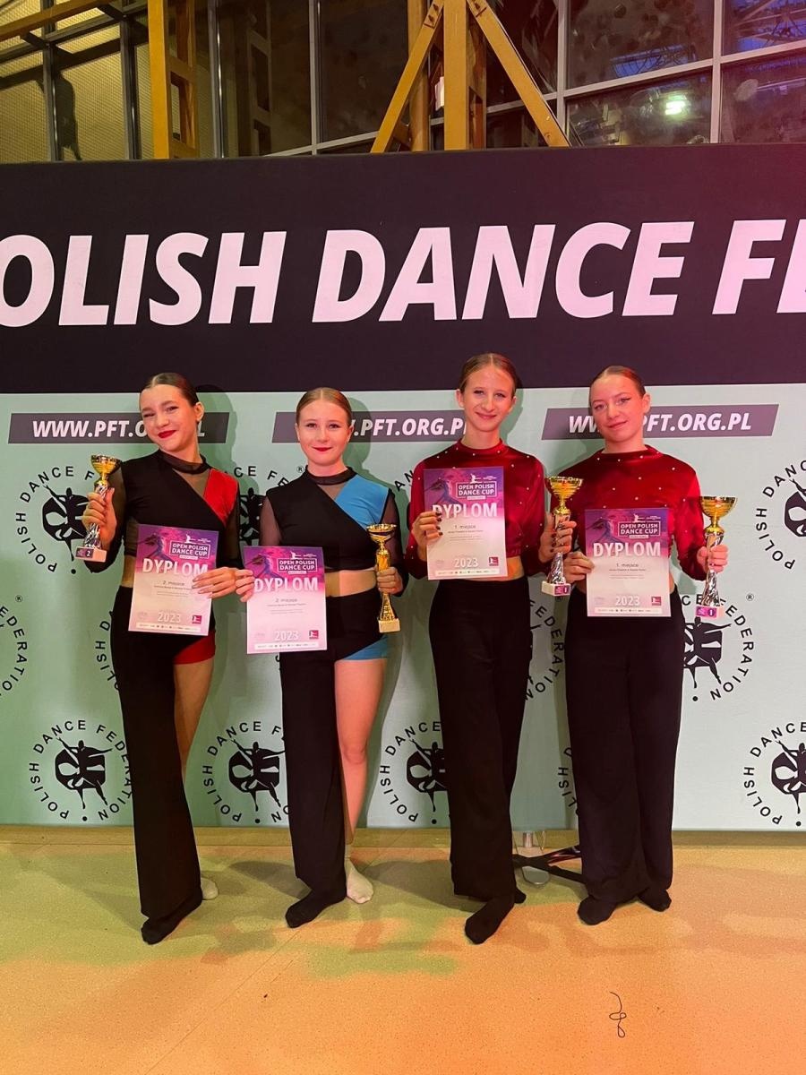 Zdjęcie w galerii na portalu naszraciborz.pl: SKAZ-owiczki idą przez turnieje taneczne jak burza! wiadomości z regionu