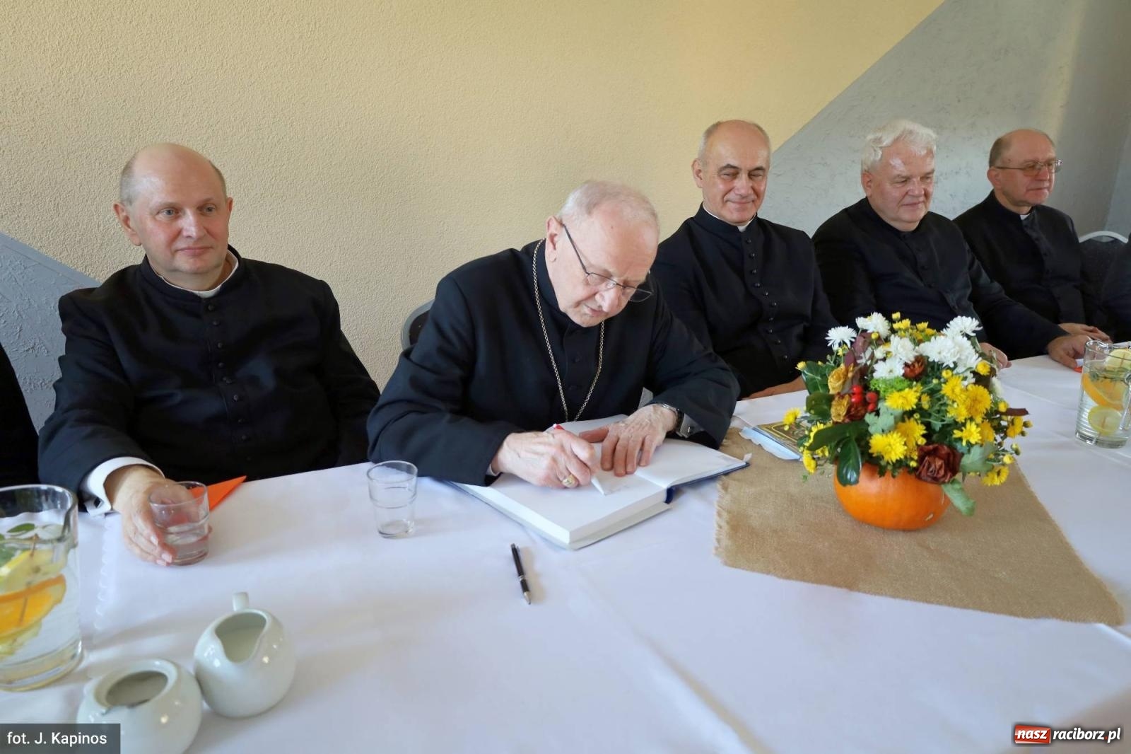 Zdjęcie w galerii na portalu naszraciborz.pl: Ostatnia odsłona jubileuszu Krowiarek [FOTO] wiadomości z regionu
