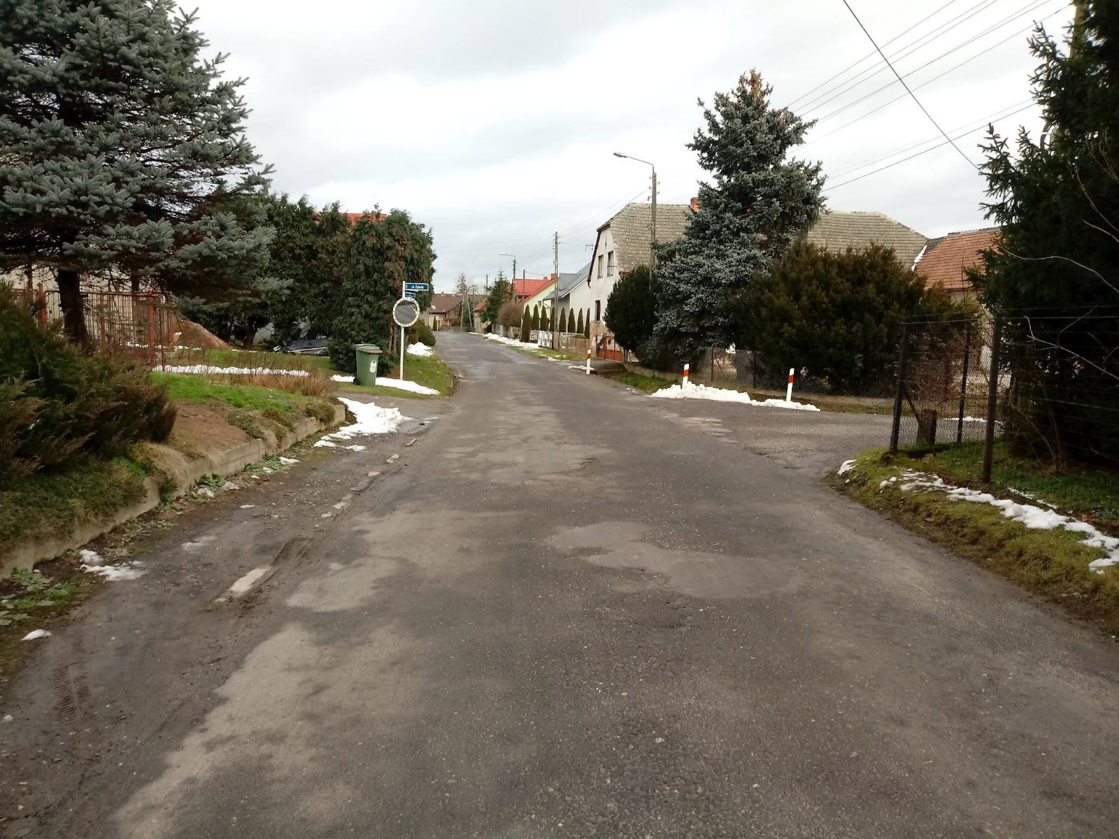 Zdjęcie w galerii na portalu naszraciborz.pl: Umowa na drogę w Grzegorzowicach podpisana wiadomości z regionu