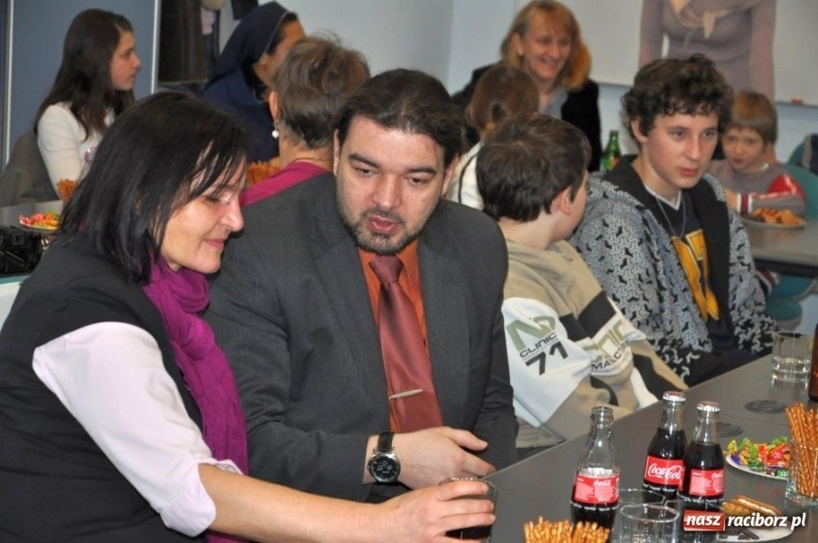 Zdjęcie w galerii na portalu naszraciborz.pl: Małe jest piękne i może dużo wiadomości z regionu