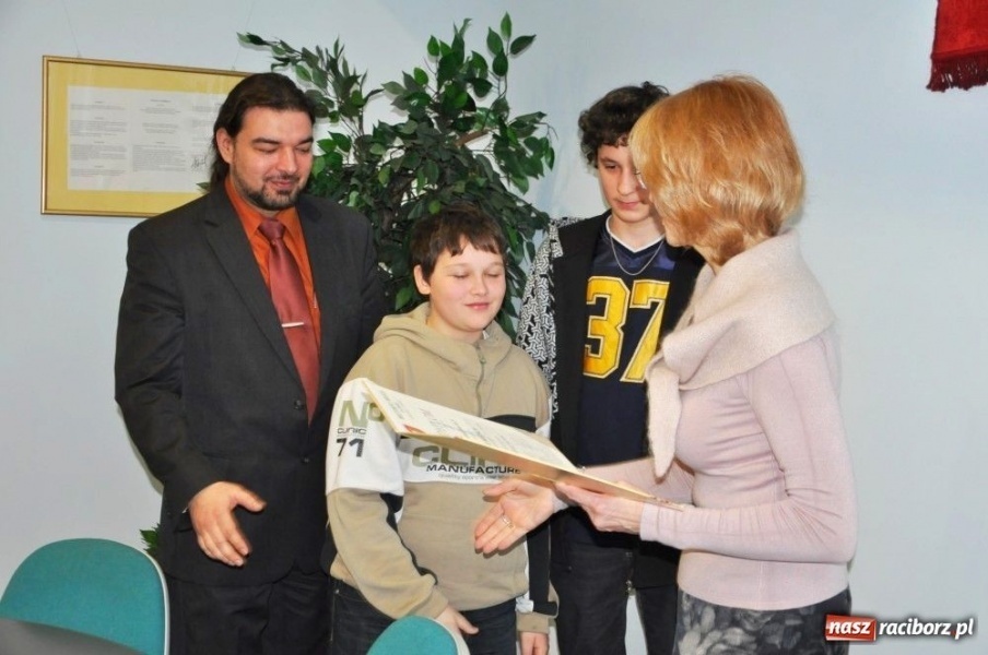Zdjęcie w galerii na portalu naszraciborz.pl: Małe jest piękne i może dużo wiadomości z regionu