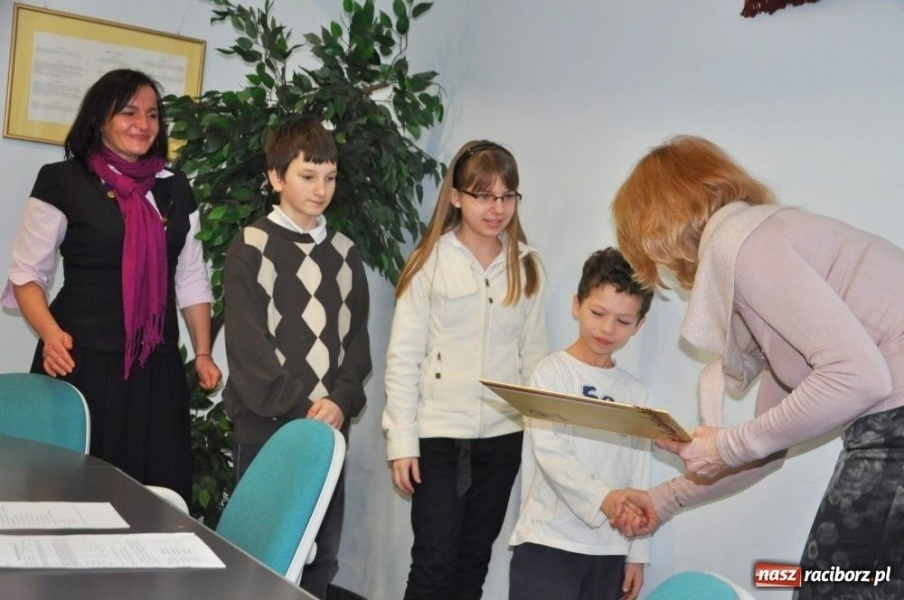 Zdjęcie w galerii na portalu naszraciborz.pl: Małe jest piękne i może dużo wiadomości z regionu