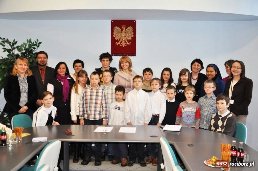 Zdjęcie w galerii na portalu naszraciborz.pl: Małe jest piękne i może dużo wiadomości z regionu