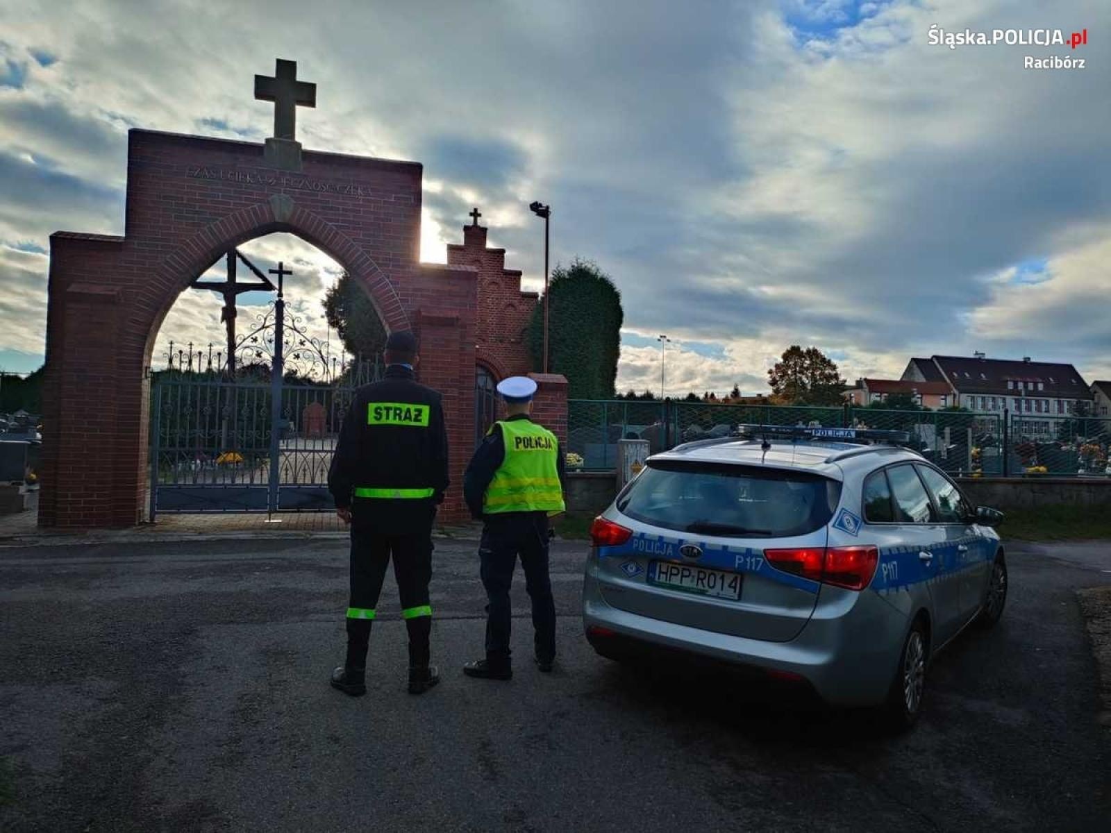 Zdjęcie w galerii na portalu naszraciborz.pl: Policja prowadzi działania pod kryptonimem Wszystkich Świętych wiadomości z regionu