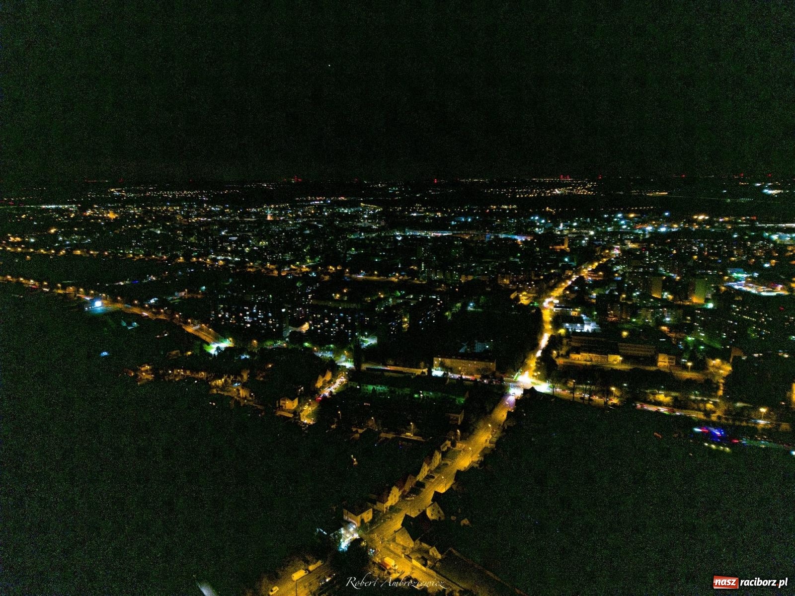 Zdjęcie w galerii na portalu naszraciborz.pl: Nieszpory i procesja na cmentarzu Jeruzalem [FOTO i WIDEO] wiadomości z regionu