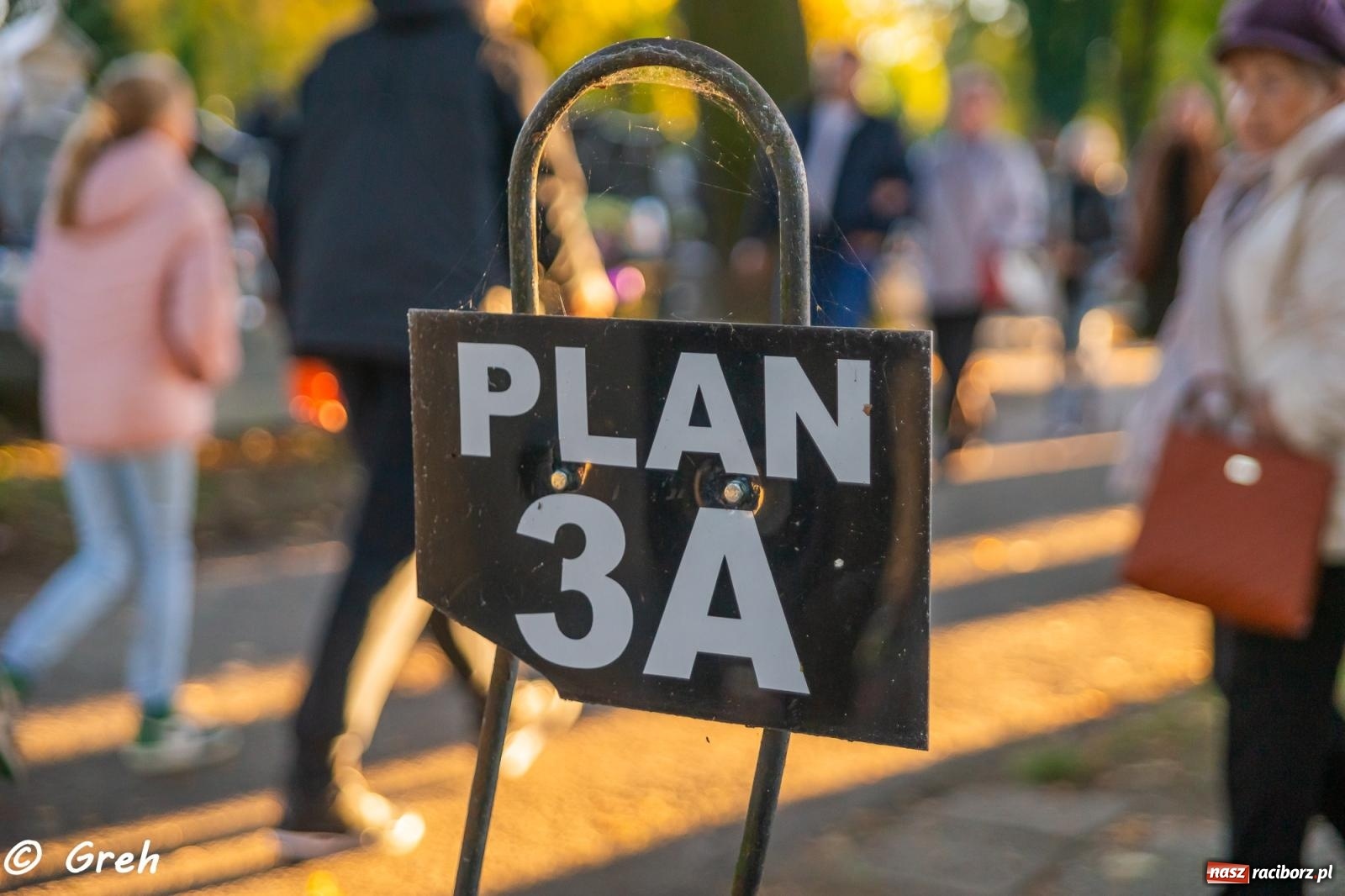 Zdjęcie w galerii na portalu naszraciborz.pl: Nieszpory i procesja na cmentarzu Jeruzalem [FOTO i WIDEO] wiadomości z regionu