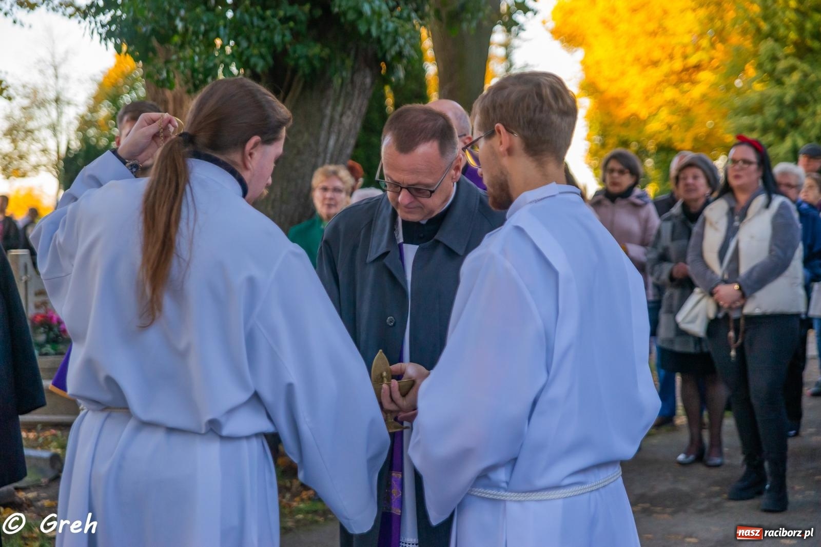 Zdjęcie w galerii na portalu naszraciborz.pl: Nieszpory i procesja na cmentarzu Jeruzalem [FOTO i WIDEO] wiadomości z regionu