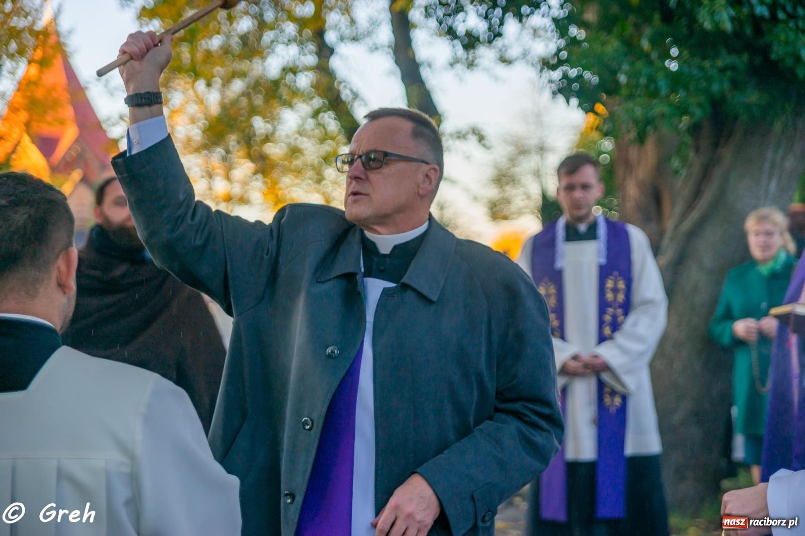Zdjęcie w galerii na portalu naszraciborz.pl: Nieszpory i procesja na cmentarzu Jeruzalem [FOTO i WIDEO] wiadomości z regionu