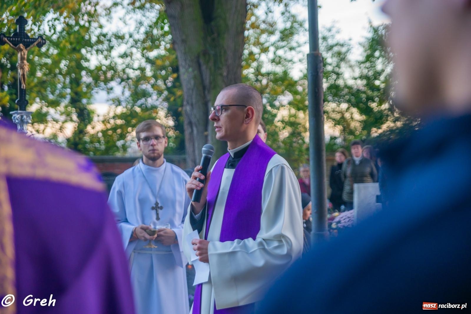 Zdjęcie w galerii na portalu naszraciborz.pl: Nieszpory i procesja na cmentarzu Jeruzalem [FOTO i WIDEO] wiadomości z regionu