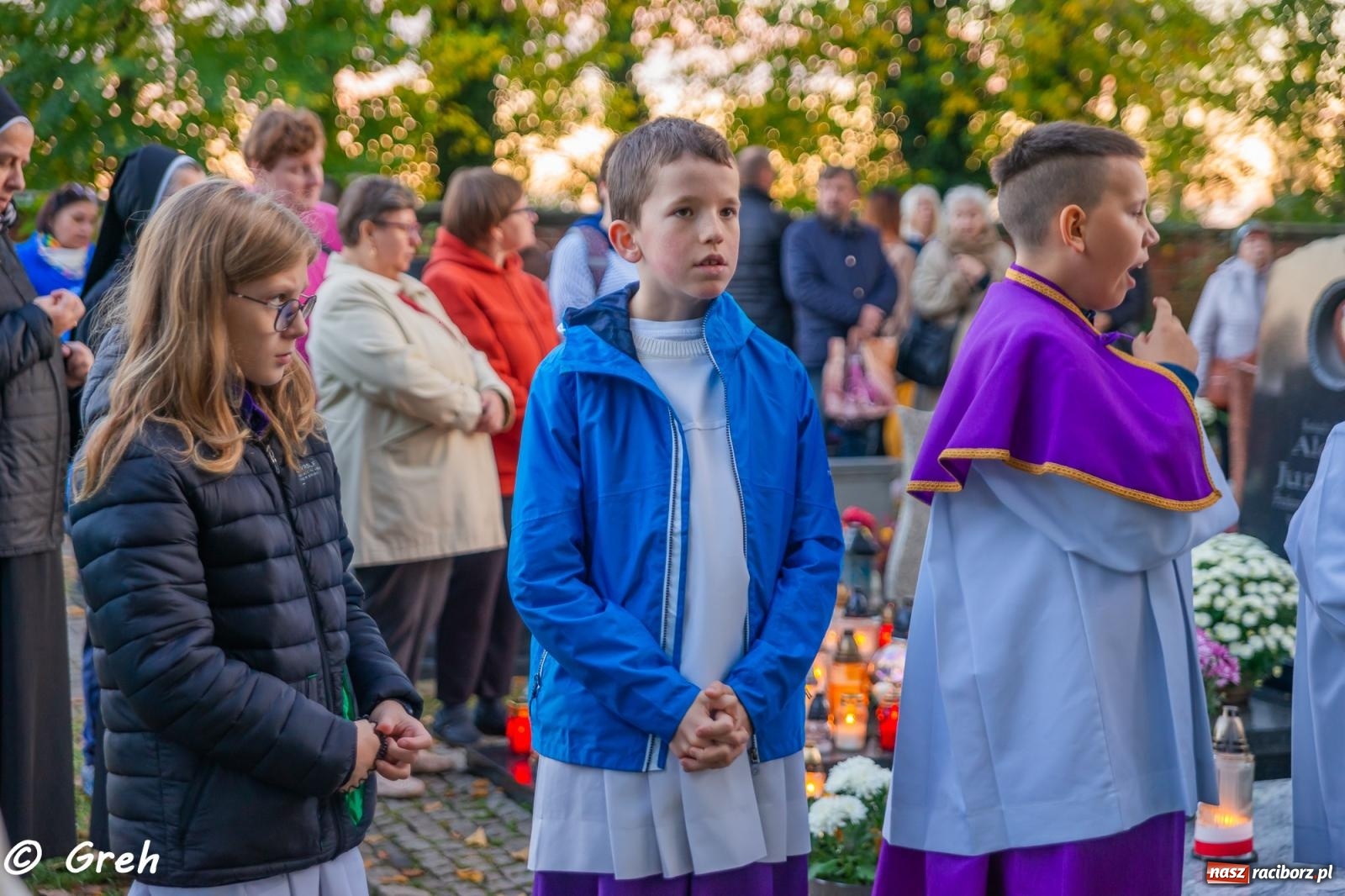 Zdjęcie w galerii na portalu naszraciborz.pl: Nieszpory i procesja na cmentarzu Jeruzalem [FOTO i WIDEO] wiadomości z regionu