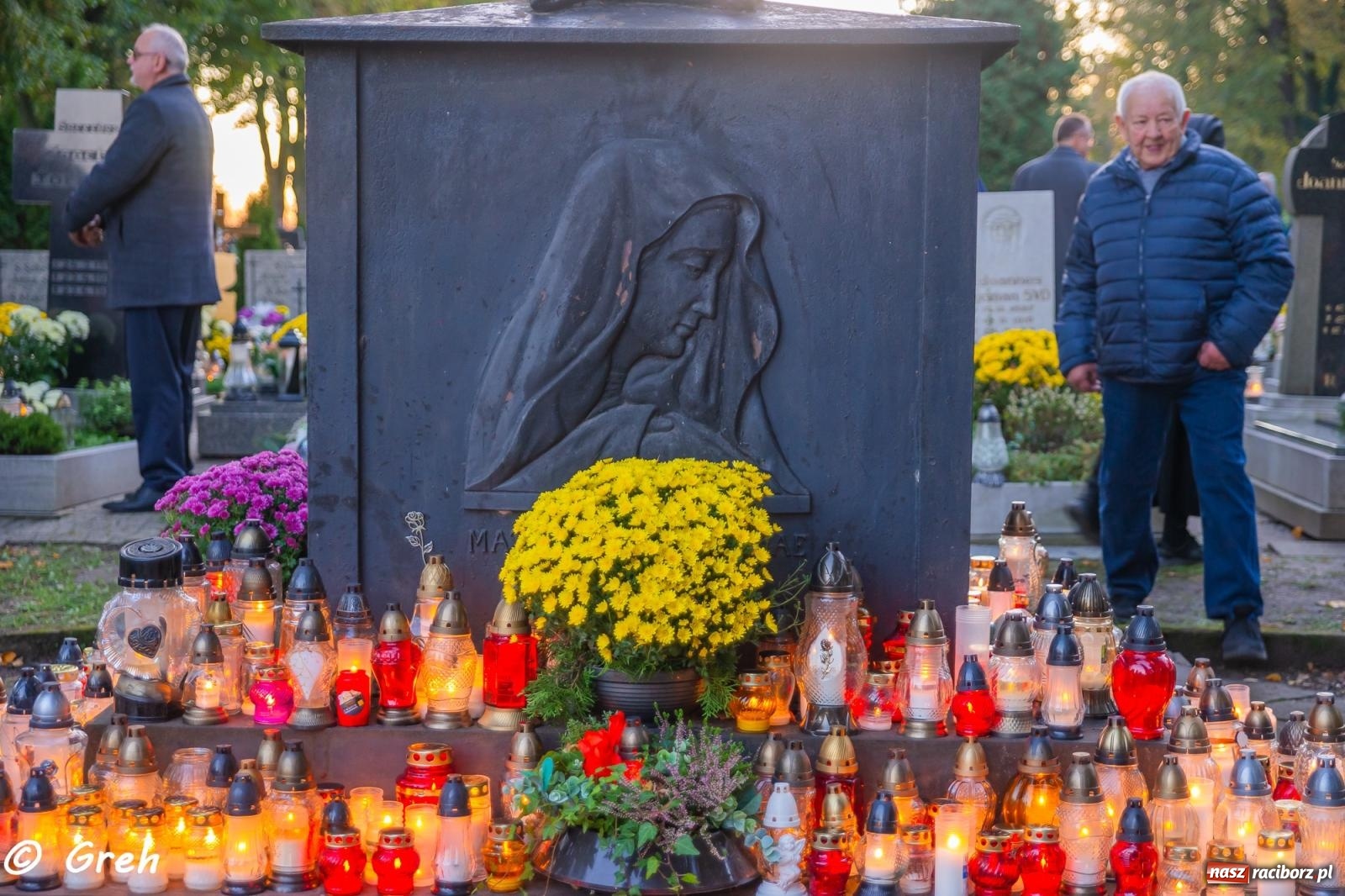 Zdjęcie w galerii na portalu naszraciborz.pl: Nieszpory i procesja na cmentarzu Jeruzalem [FOTO i WIDEO] wiadomości z regionu