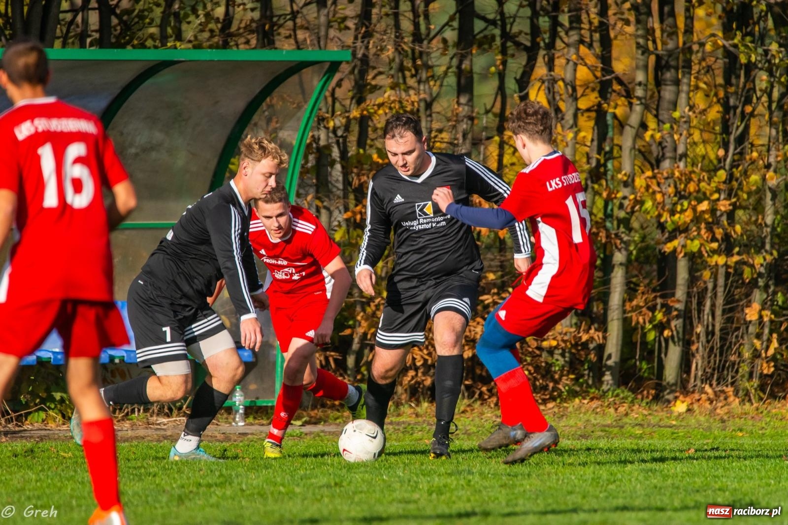 Zdjęcie w galerii na portalu naszraciborz.pl: C klasowe derby Raciborza dla rezerw Studziennej [FOTO] wiadomości z regionu