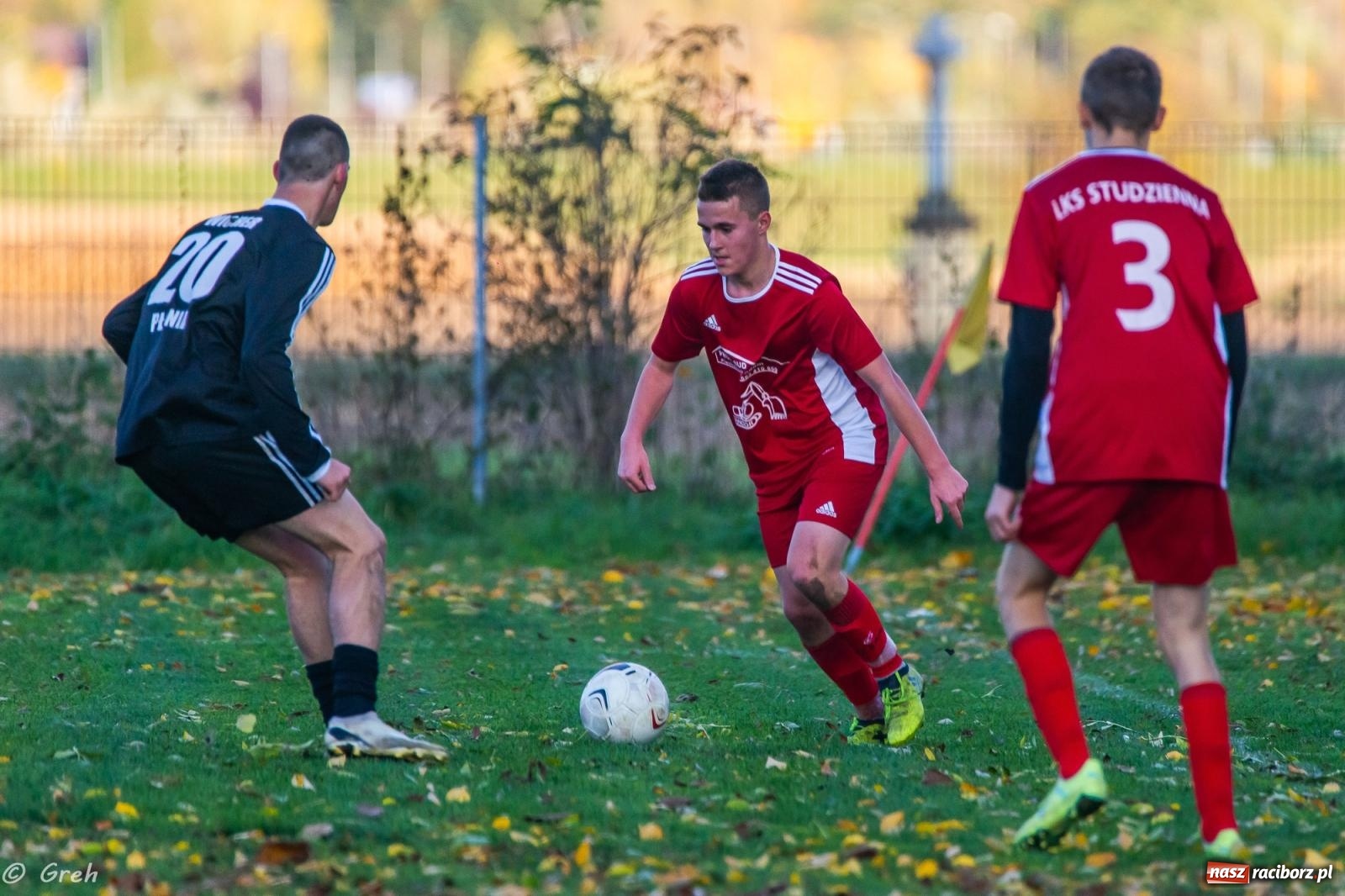 Zdjęcie w galerii na portalu naszraciborz.pl: C klasowe derby Raciborza dla rezerw Studziennej [FOTO] wiadomości z regionu